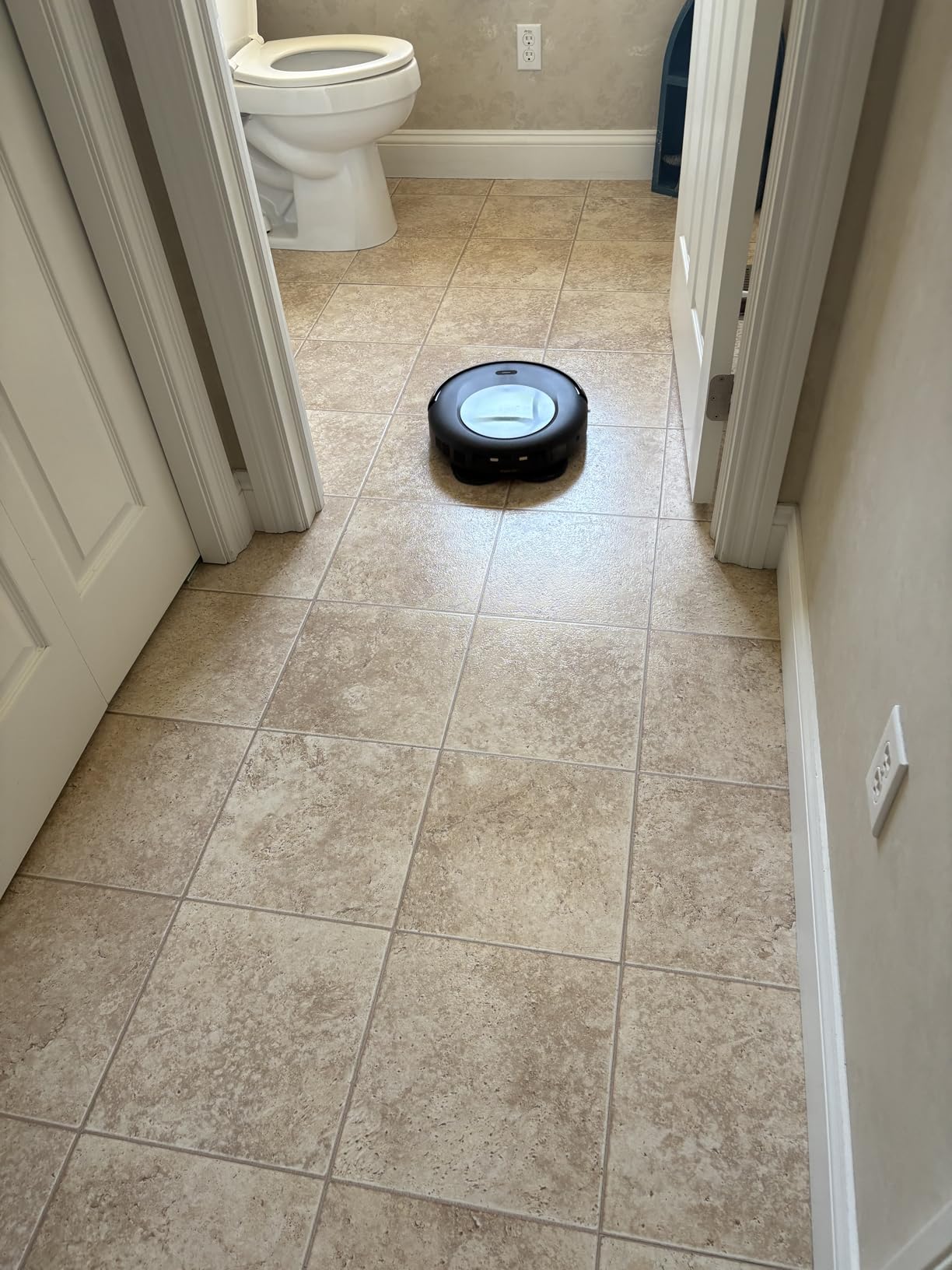 eufy X10 Pro Omni Robot Vacuum and Mop Combo, 8,000 Pa Suction, Dual Mops with 12 mm Auto-Lift and Carpet Detection + Official Floor Cleaning Solutions (2 Bottles) - Customer Photo 2