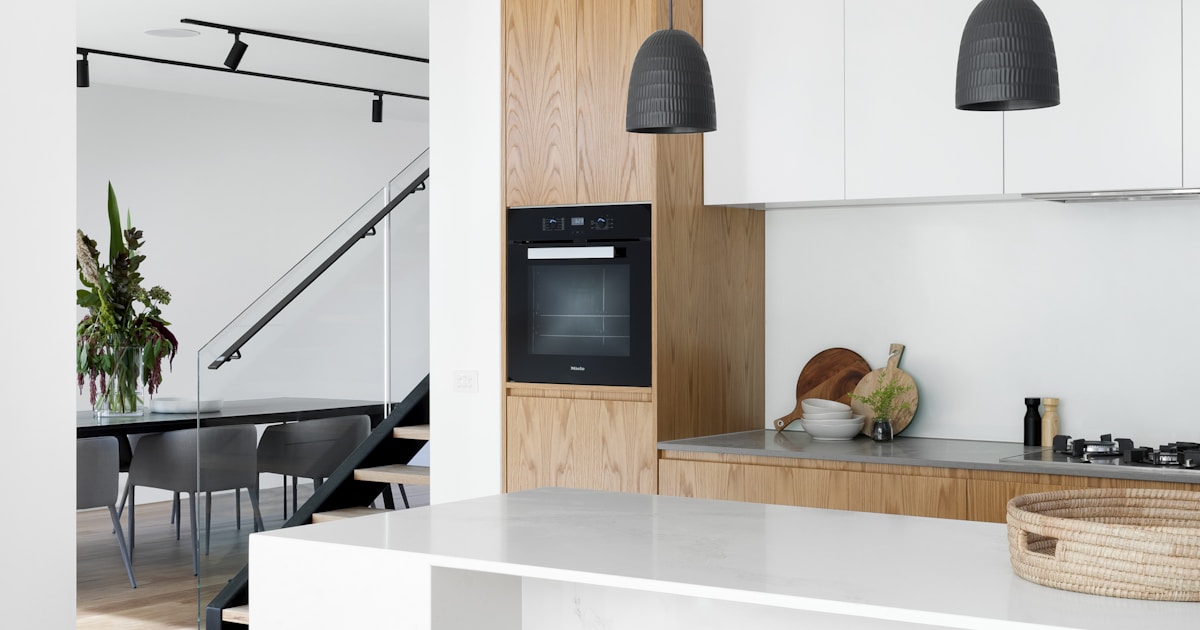 Best Marble Floor Tiles: 12 Top Options for Every Budget - webcomicsweekend