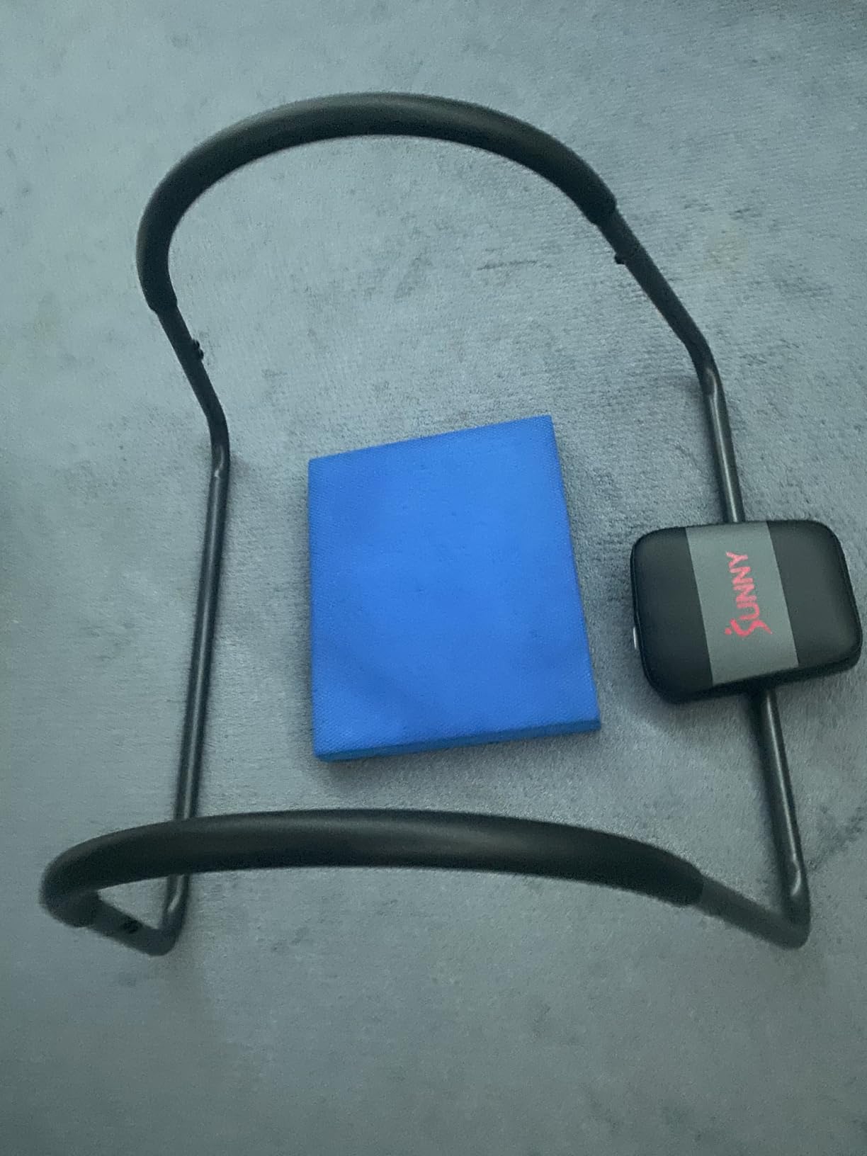 Sunny Health & Fitness Waist Trainer Ab Roller with Elbow Support, Training Wheels, Foldable for Home Gym, Abdominal Exercises, Core Strength, Glute Trainer, Crunch Workouts with Optional Dip Station customer photo 2