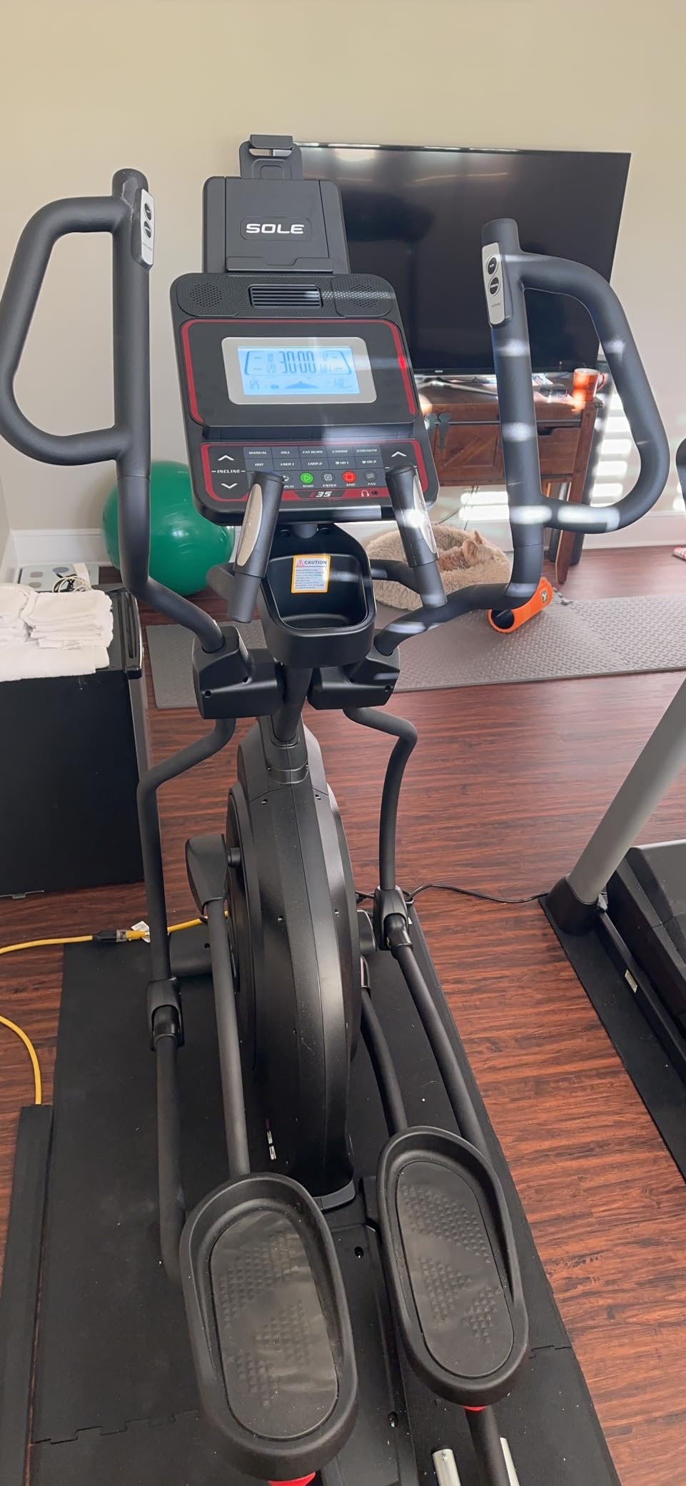 SOLE Fitness Elliptical Exercise Machines, Models E25, E35, E95, E95S, E98 customer photo 1