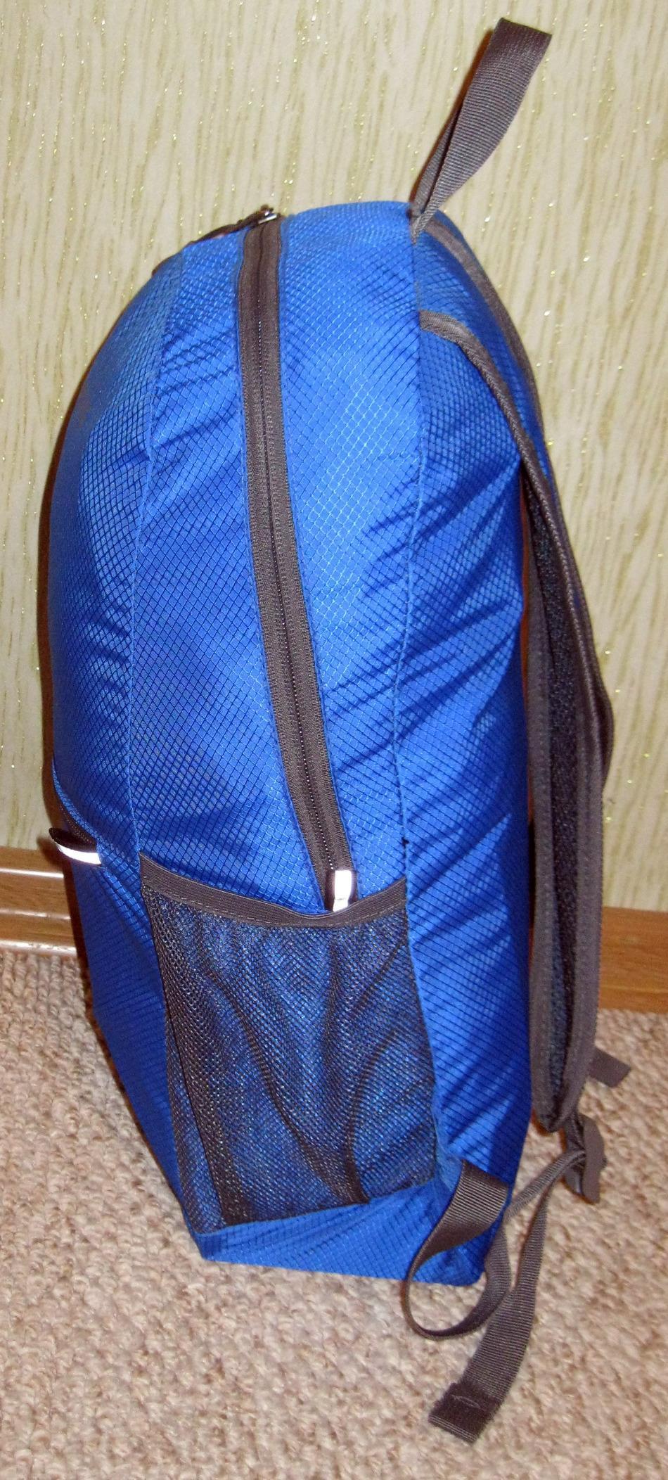 ZOMAKE Ultra Lightweight Hiking Backpack 20L, Packable Small Backpacks Water Resistant Daypack for Women Men customer photo 2