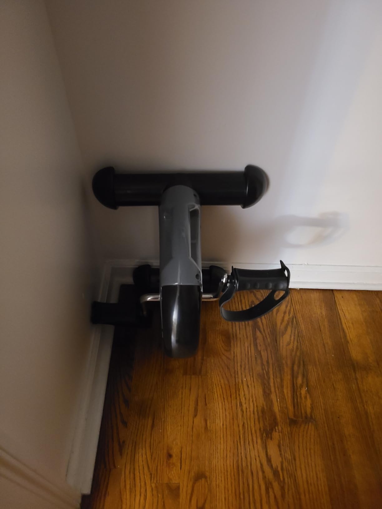 Mini Exercise Bike, AGM Under Desk Bike Pedal Exerciser Foot Cycle Arm & Leg Pedal Exerciser with LCD Screen Displays customer photo 2