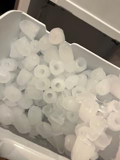 Frigidaire 26 Lbs per Day Portable Compact Maker, Ice Making Machine, Stainless, Medium customer photo 2