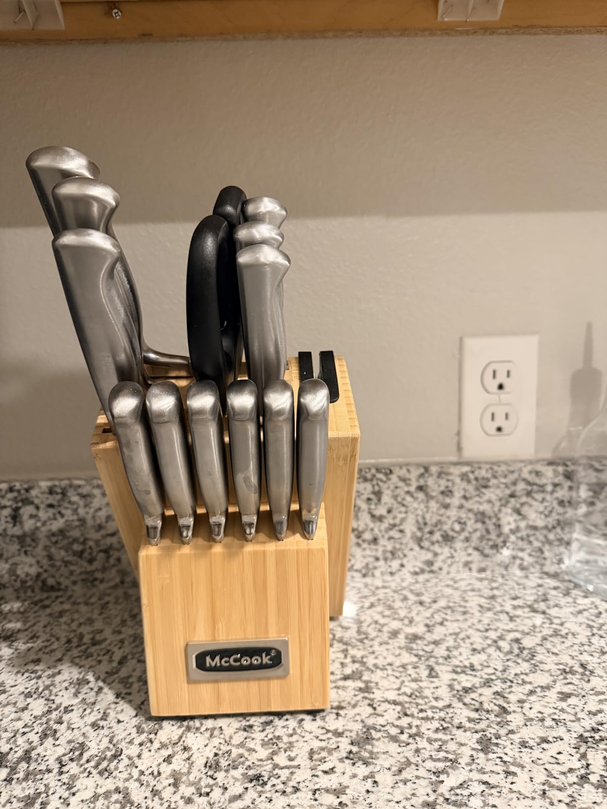 McCook Knife Sets, German Stainless Steel Kitchen Knife Block Sets with Built-in Sharpener customer photo 1