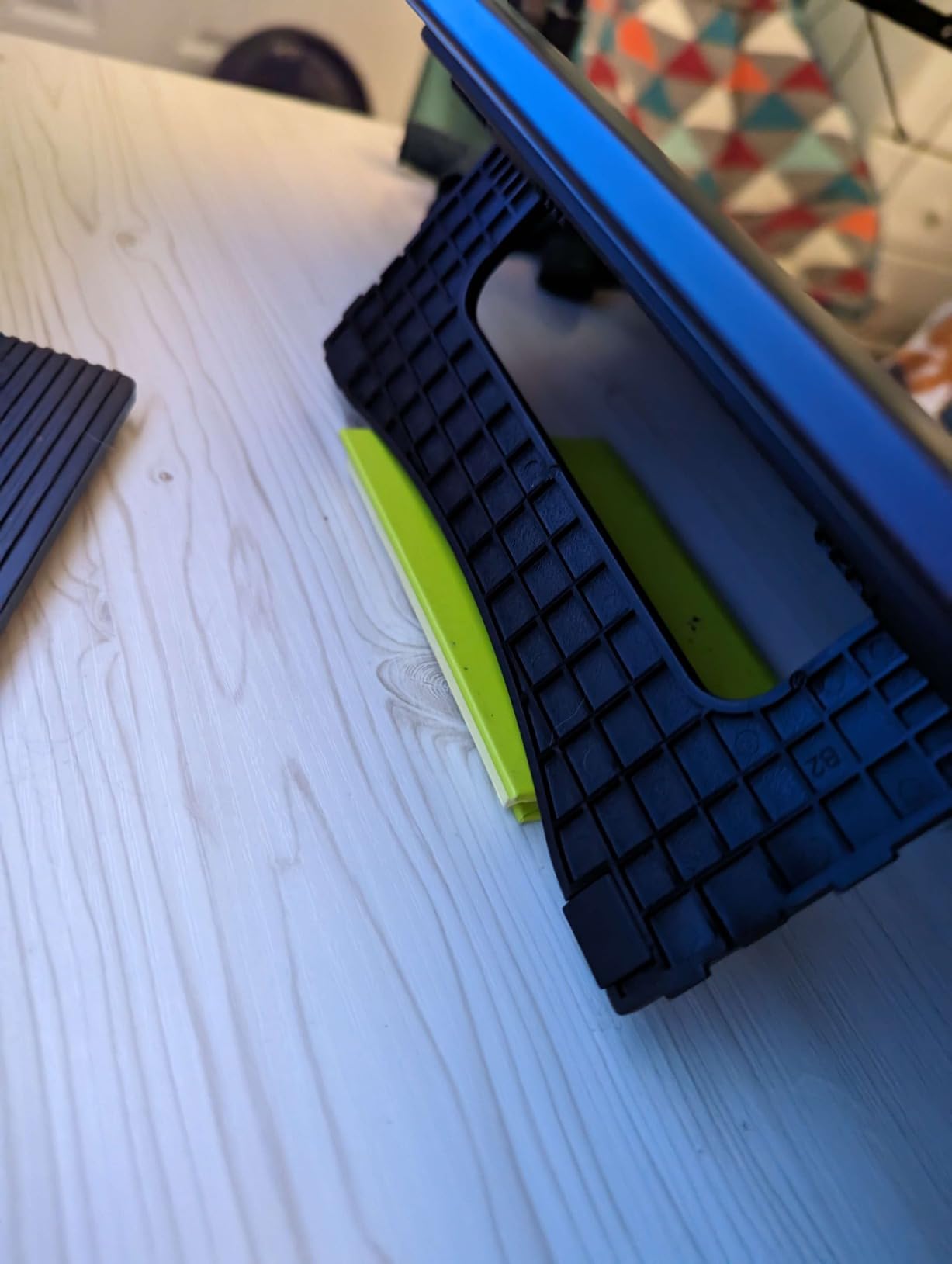 XPPen Drawing Tablet with Screen Full-Laminated Graphics Drawing Monitor Artist13.3 Pro Graphics Tablet with Adjustable Stand and 8 Shortcut Keys (8192 Levels Pen Pressure, 123% sRGB) customer photo 2