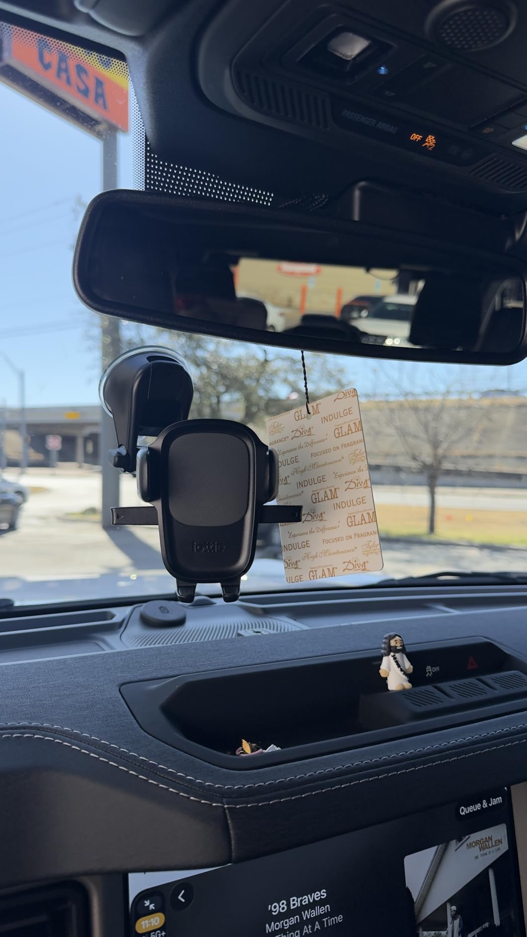 iOttie Easy One Touch Signature Dashboard & Windshield Universal Car Mount Phone Holder Desk Stand with Suction Cup Base and Telescopic Arm for iPhone, Samsung, Google, More Smartphones customer photo 2