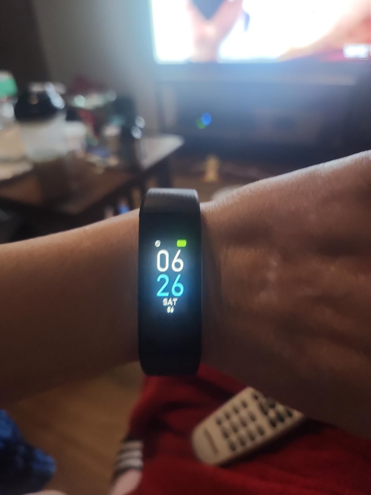 Fitness Tracker with Step/Distance/Calories Counter, Activity Tracker with Heart Rate Monitor, Slim Style Watch IP68 Waterproof, Sleep Monitor Tracker, Pedometer Watch for Women Men customer photo 2