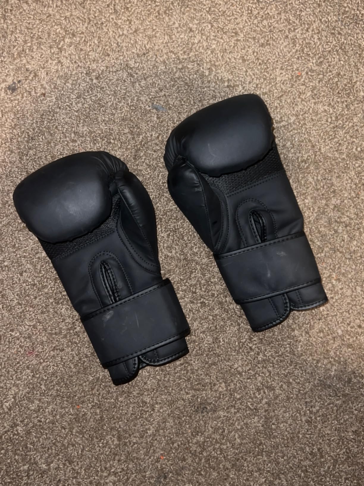 Kruzak Matte Black Boxing Gloves and Pads, Boxing Gloves Training Set for Kickboxing and Muay Thai MMA Training - Boxing Kit for Adults with Punching Pads for Martial Arts and Karate customer photo 1