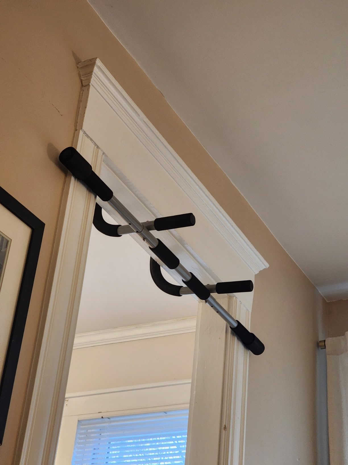 Doorway Pull Up Bar for Home Gym, Adjustable Width, Heavy-Duty Steel customer photo 1