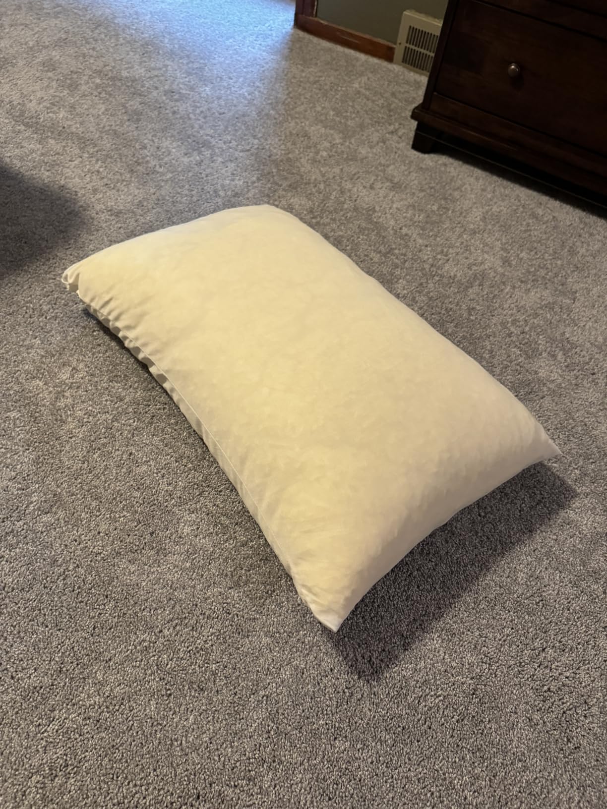 Coop Home Goods Original Cut-Out Adjustable Pillow, Queen Size Bed Pillows for Neck & Head Support, 18 x 28 Memory Foam Pillows - Medium Firm for Side Sleeper, CertiPUR-US/GREENGUARD Gold customer photo 2