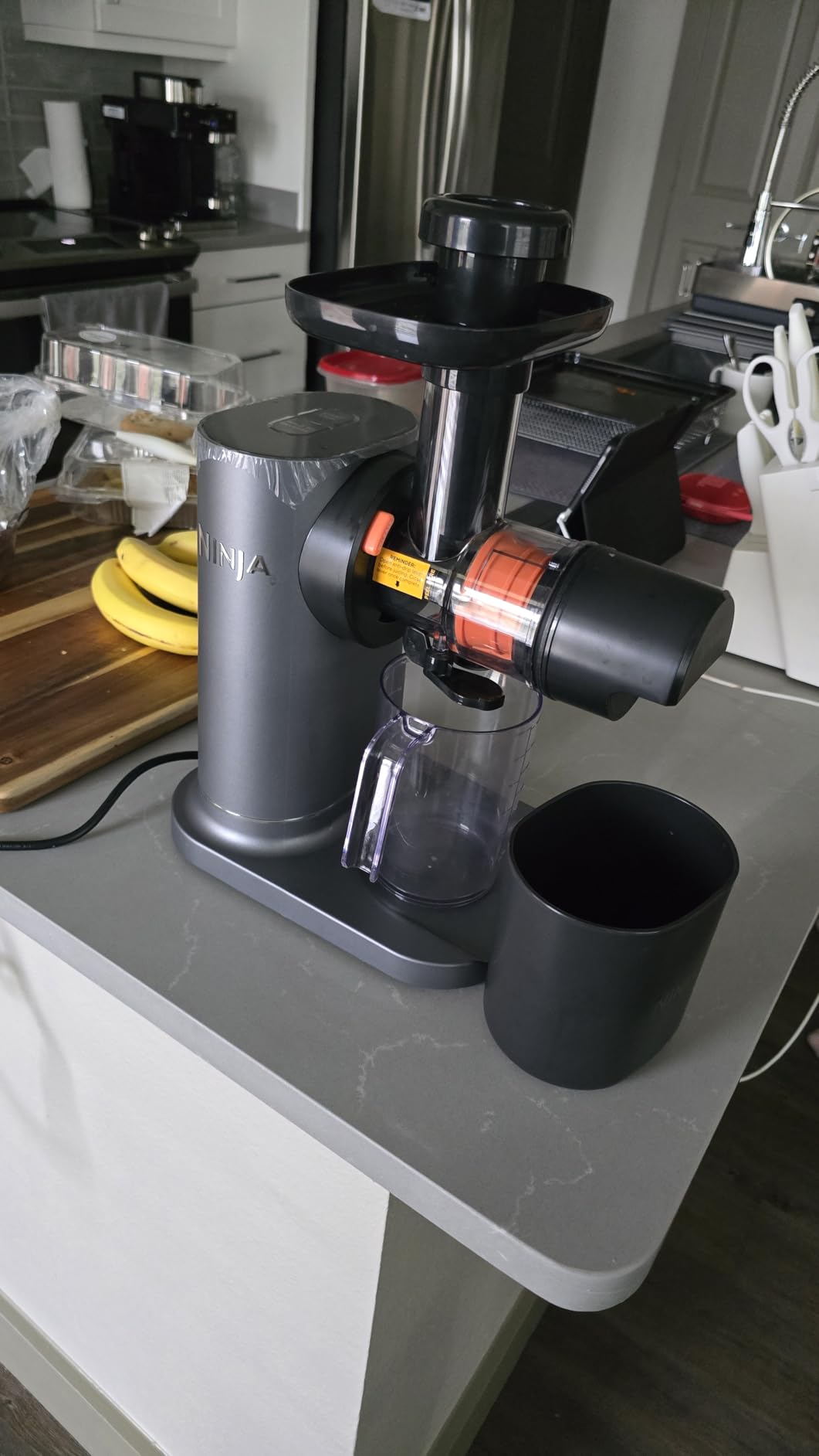 Ninja NeverClog Cold Press Juicer, Powerful Slow Juicer with Total Pulp Control, Countertop, Electric, 2 Pulp Functions, Dishwasher Safe, 2nd Generation, Charcoal, JC151 customer photo 2