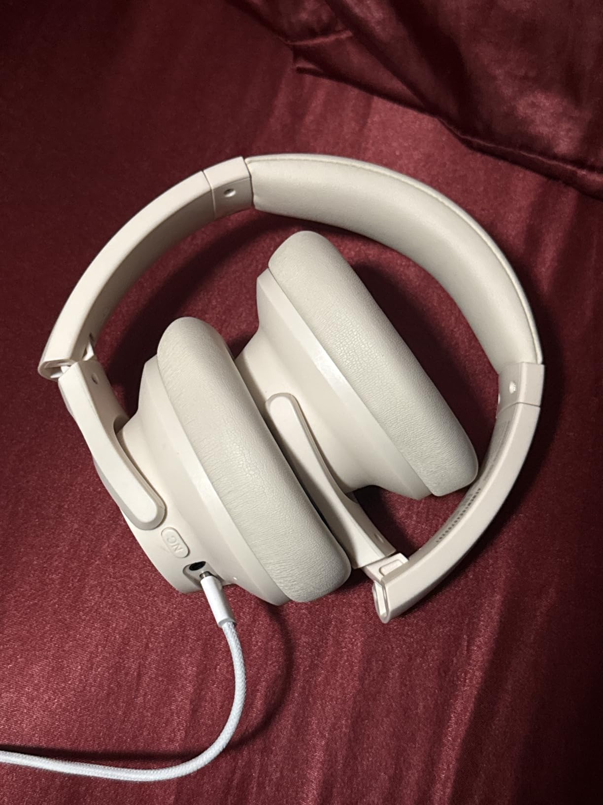 Soundcore by Anker Q20i Hybrid Active Noise Cancelling Headphones, Wireless Over-Ear Bluetooth, 40H Long ANC Playtime, Hi-Res Audio, Big Bass, Customize via an App, Transparency Mode (Black) customer photo 1