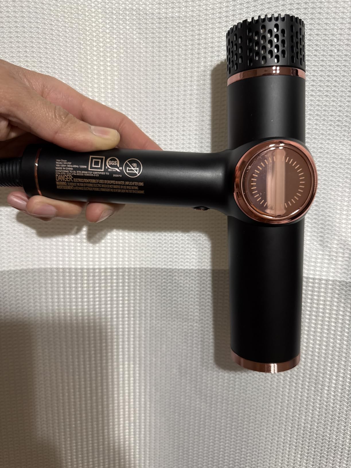 ELLA BELLA Professional Ionic Hair Dryer with Diffuser - Negative Ion Blow Dryer - Suitable All Hair Types - Intelligent Heat Control & Rapid Drying Speeds - Lightweight Design - Low Noise Technology customer photo 1