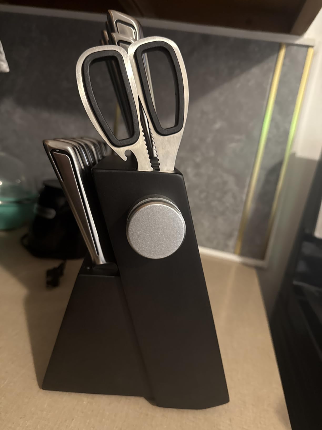 Knife Sets for Kitchen with Block imarku G14 Japanese Knife Set Stainless Steel Kitchen 14pcs, Built-in Sharpener, Sharp Knives with Non-slip Ergonomic Handle - Dishwasher Safe, Home Essential Gifts customer photo 1