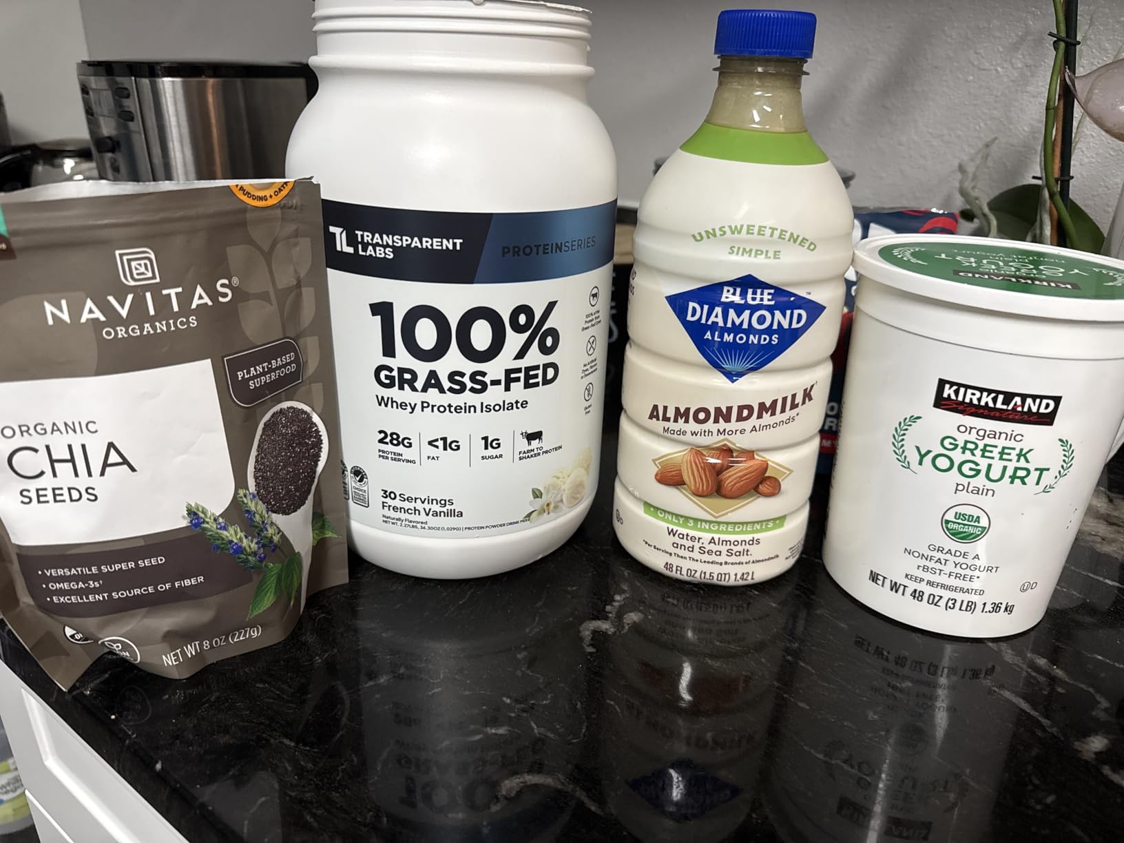 Transparent Labs Grass-Fed Whey Protein Isolate - Naturally Flavored, Gluten Free Whey Protein Powder with 28g of Protein per Serving & 9 Amino Acids - 30 Servings, Milk Chocolate customer photo 2