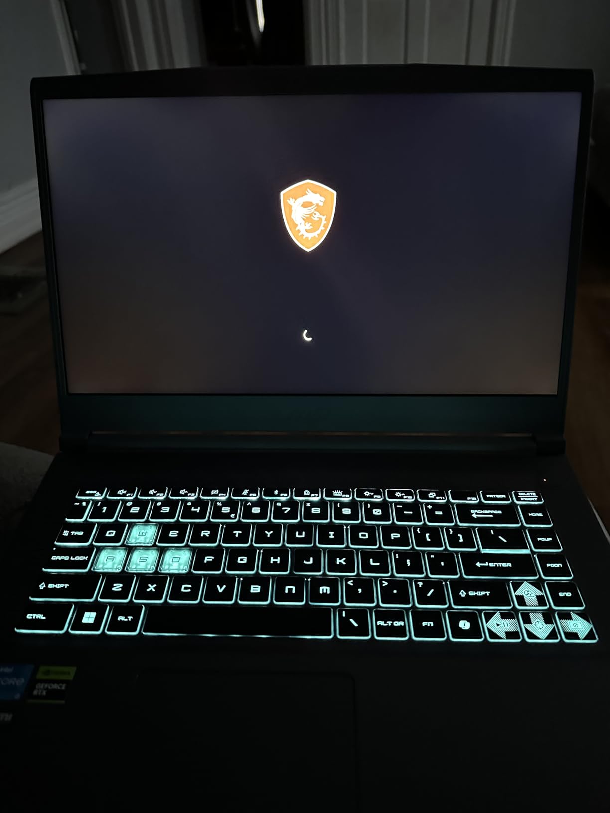 MSI Thin 15 B13VE-1697CA 15.6