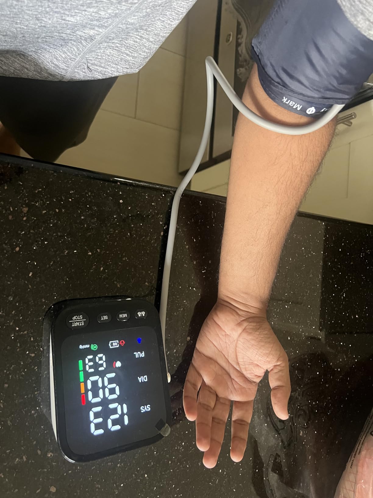 Blood Pressure Machine, Automatic Upper Arm Blood Pressure Monitor with 2x199 readout, 4.5 inch Backlit Large Screen Adjustable Large Cuff 9 to 17 inches - arrhythmia and Home Hypertension Detector customer photo 2