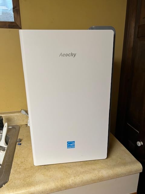 AEOCKY 5500 Sq.Ft Energy Star Most Efficient 2025 Dehumidifier Max 80Pint/D customer photo 1