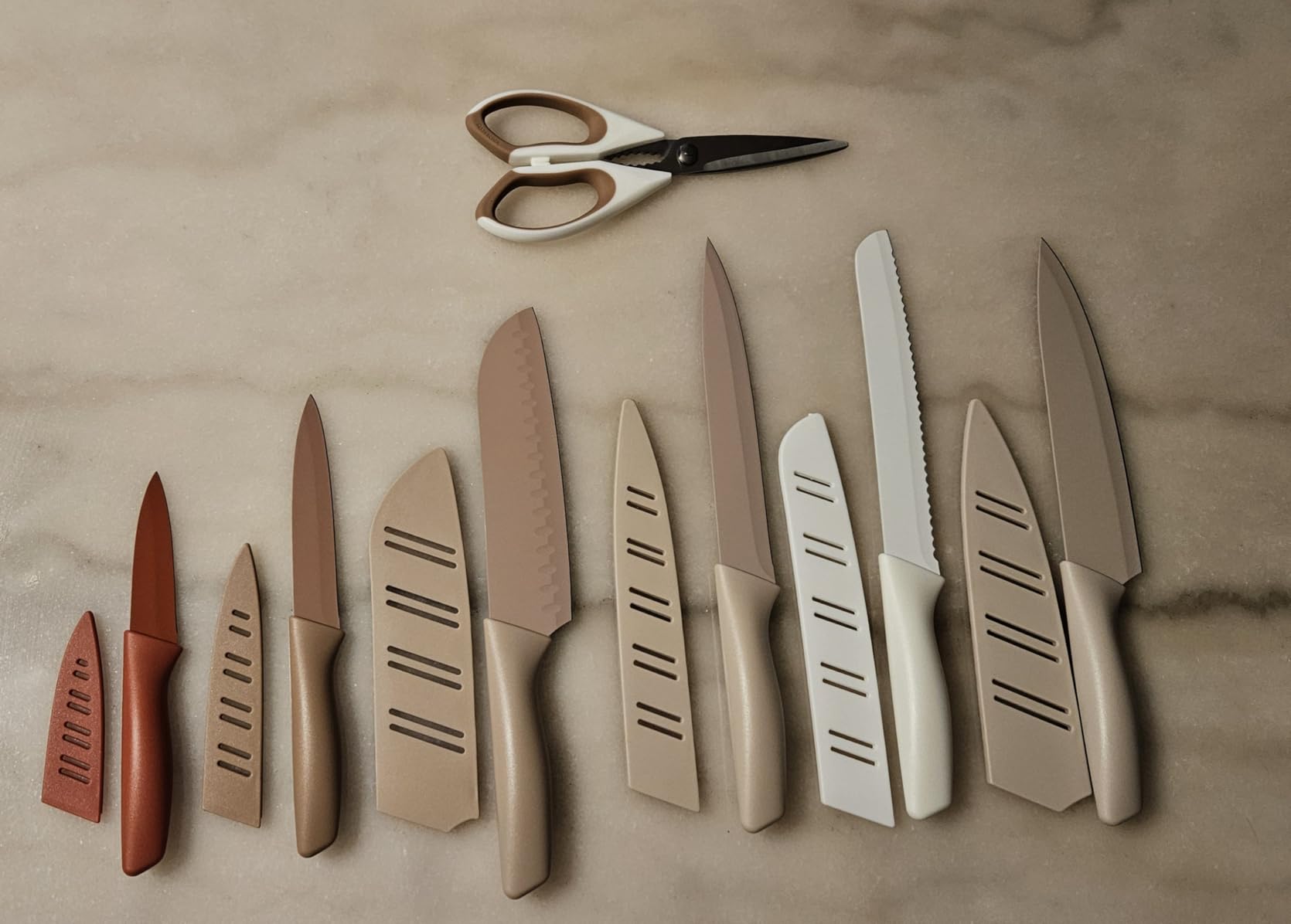 Astercook Knife Set, 13 Pieces Kitchen Knives Set with Healthy Anti-Rust Coating, Dishwasher Safe customer photo 1