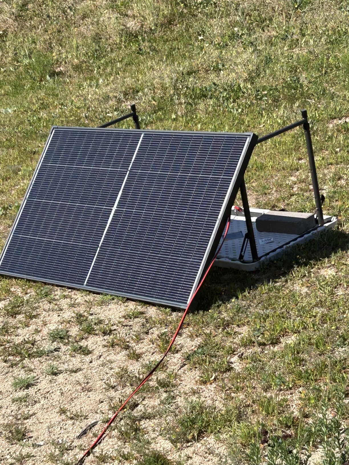 N-Type 16BB 400W Bifacial Solar Panel, 2Pcs 200 Watt Solar Panel 12V, 25% High Efficiency, Dual-module Parallel Anti-Shade Design, for RV Van Marine Home Rooftop Off-Grid Systems (2 Pack 200W) customer photo 1