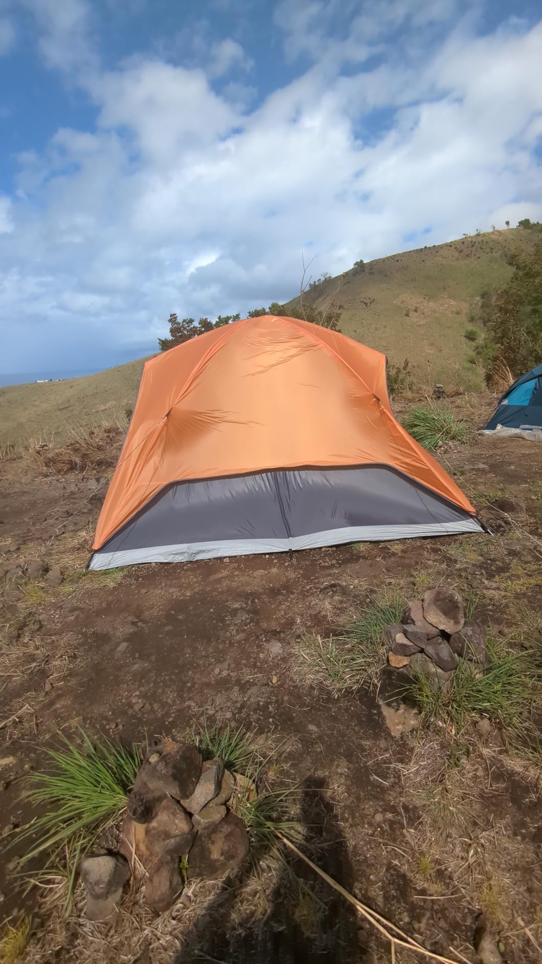 Amazon Basics Camping Tent, 3-Season Dome Design with Rainfly customer photo 1