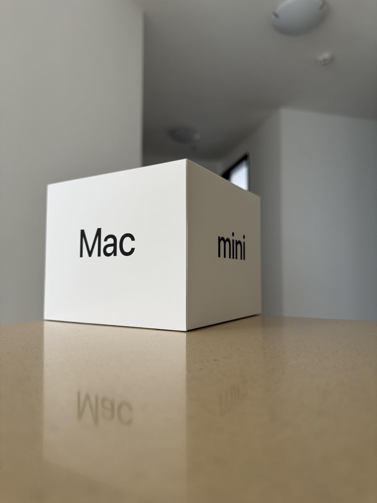 2024 Mac mini Desktop Computer with M4 chip with 10-core CPU and 10-core GPU: Built for Apple Intelligence, 16GB Unified Memory, 256GB SSD Storage, Gigabit Ethernet. Works with iPhone/iPad customer photo 1