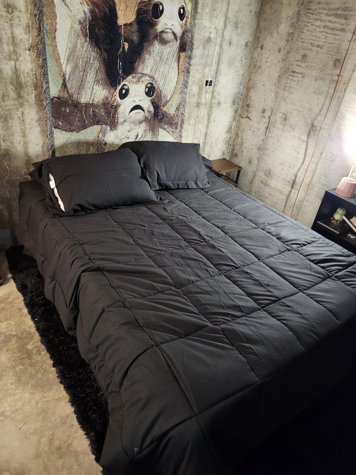 Amazon Basics-Metal Bed Frame, Non-Foldable Platform Bed, Easy Assembly, Queen, 60W x 80L in, Black customer photo 2