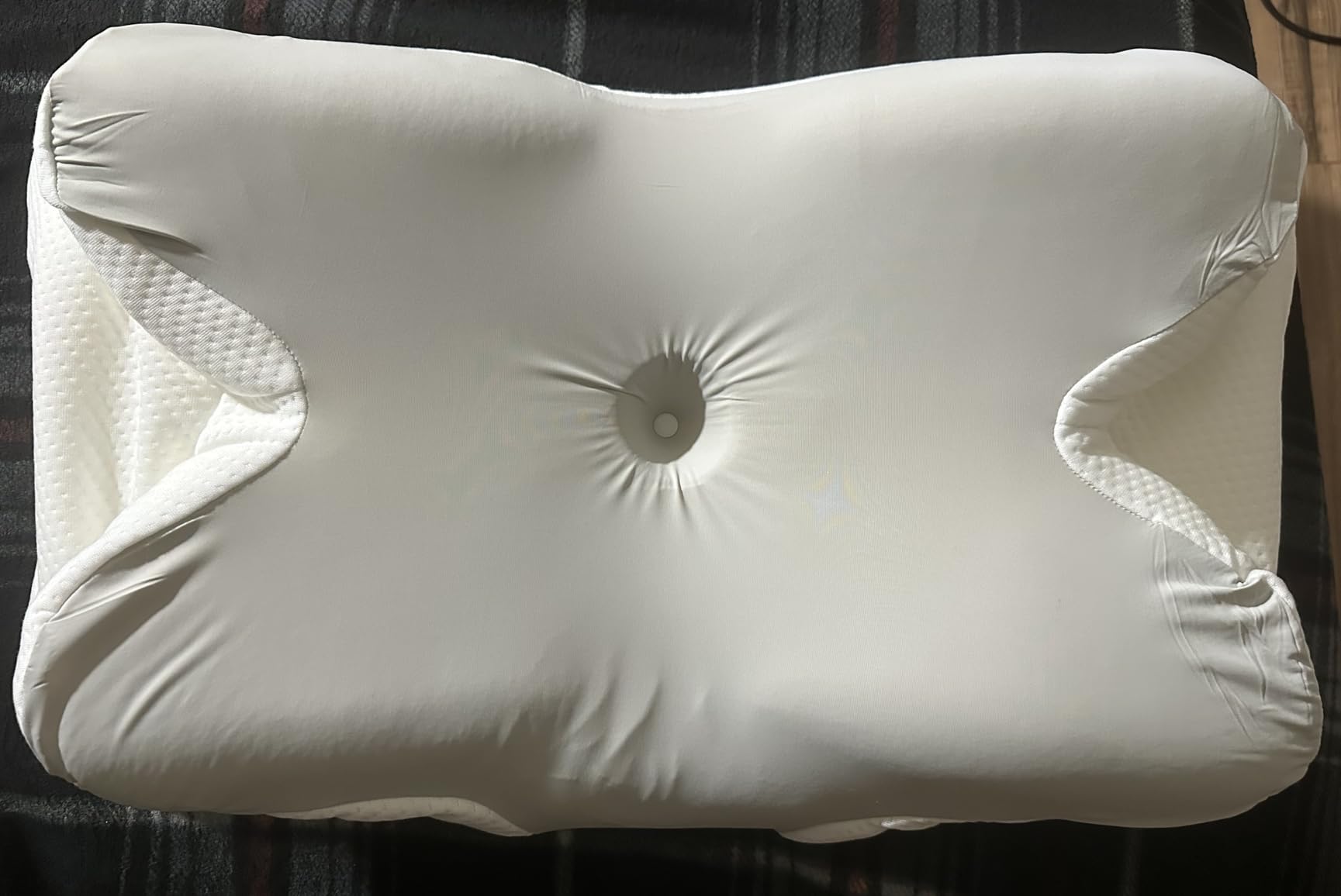 Cozyplayer True Cooling Cervical Neck Pillow for Pain Relief, Ergonomic Side Sleeper Pillow for Neck Support, Odorless Orthopedic Contour Memory Foam Pillows, Bed Pillow for Back Stomach Sleeper customer photo 1