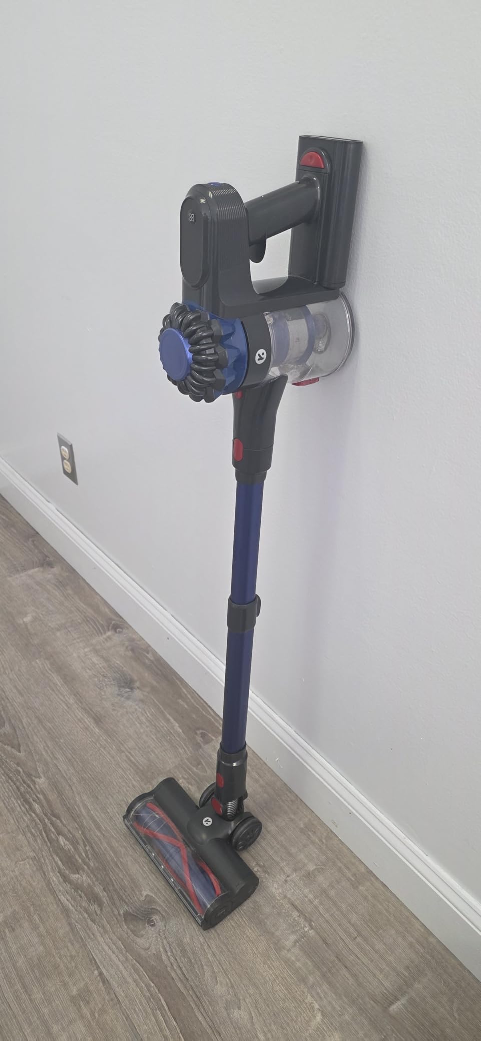 Cordless Vacuum Cleaner, 500W/40Kpa Vacuum Cleaners for Home, 60Mins Stick Vacuum with LED Display, Anti-Tangle & Wall Mount Charging, 8 in 1 Lightweight Vacuum for Hard Floors Carpet Pet Hair customer photo 1