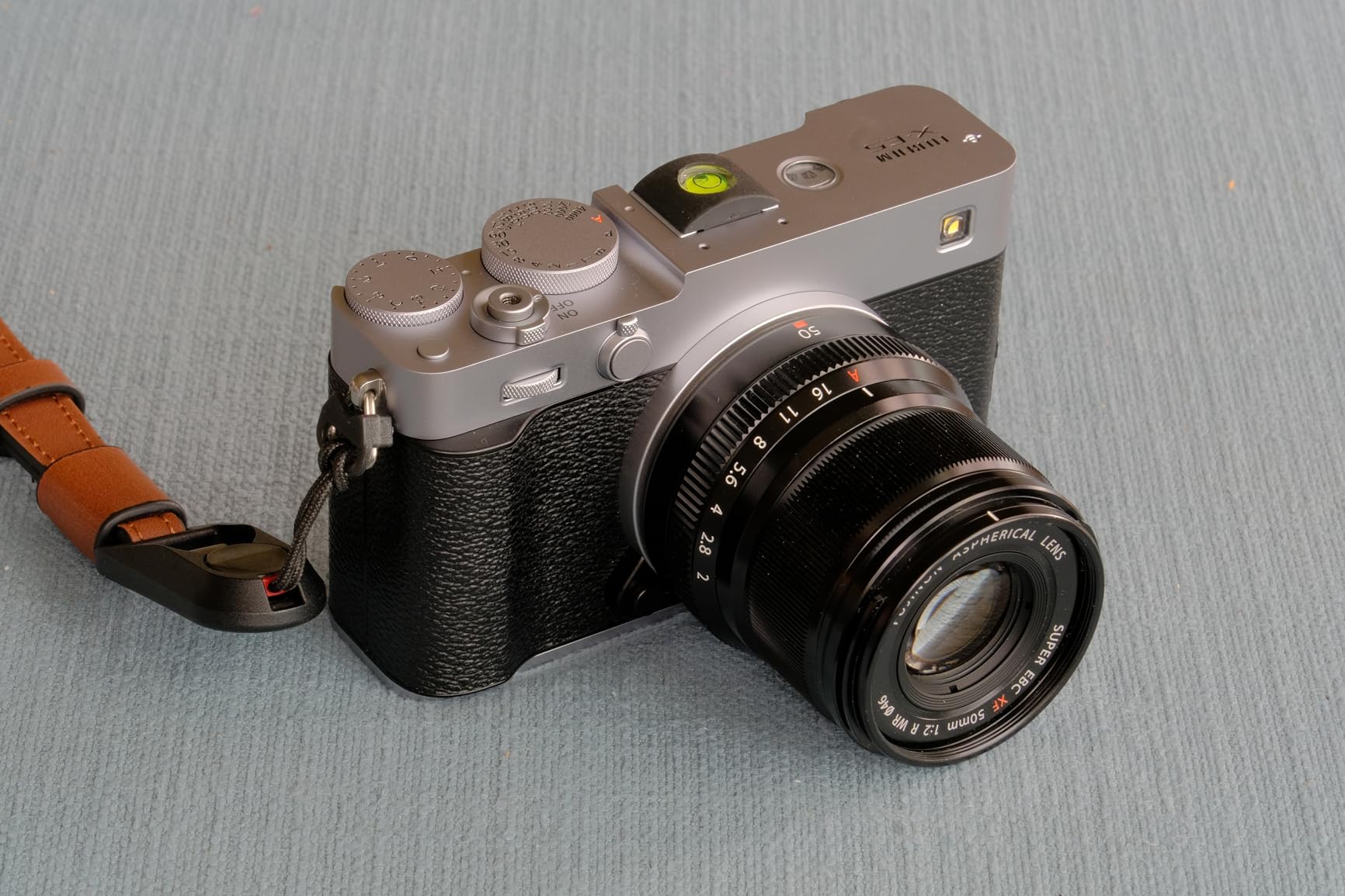 X-E5 Mirrorless Digital Camera XF23mmF2.8 Lens Kit - Silver customer photo 2