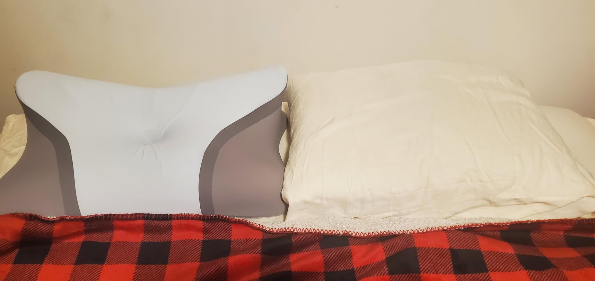 Cervical Neck Pillow for Pain Relief, Bed Pillows for Sleeping, Ergonomic Cooling Pillow, Orthopedic Contour Pillow for Side Back Stomach Sleepers,Neck Support Memory Foam Pillows (White&Grey) customer photo 1