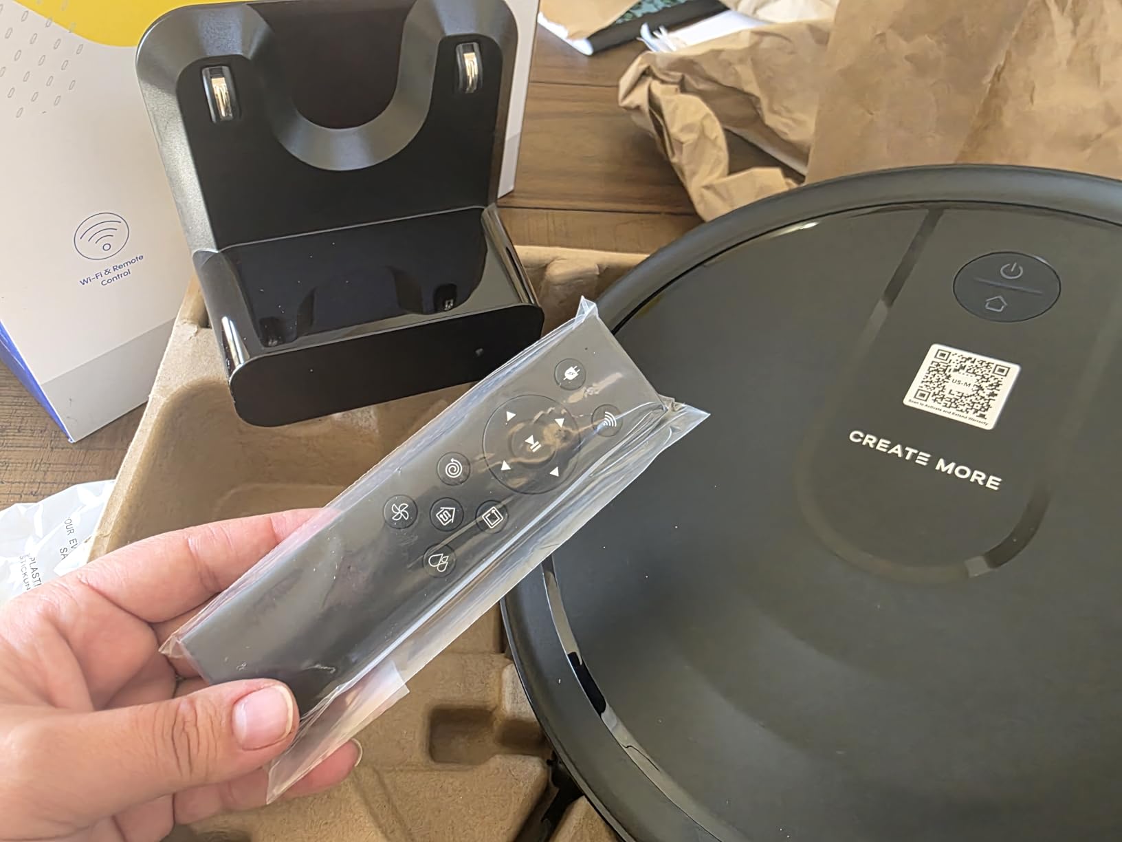 Bagotte Robot Vacuum and Mop Combo, Robotic Vacuum with 5000Pa, Schedule, 4 in 1 Robotic Vacuum Cleaner, Quiet Slim,Self-Charging,Wi-Fi/Voice/App,Perfect for Pet/Hard Floors,/Carpet customer photo 1