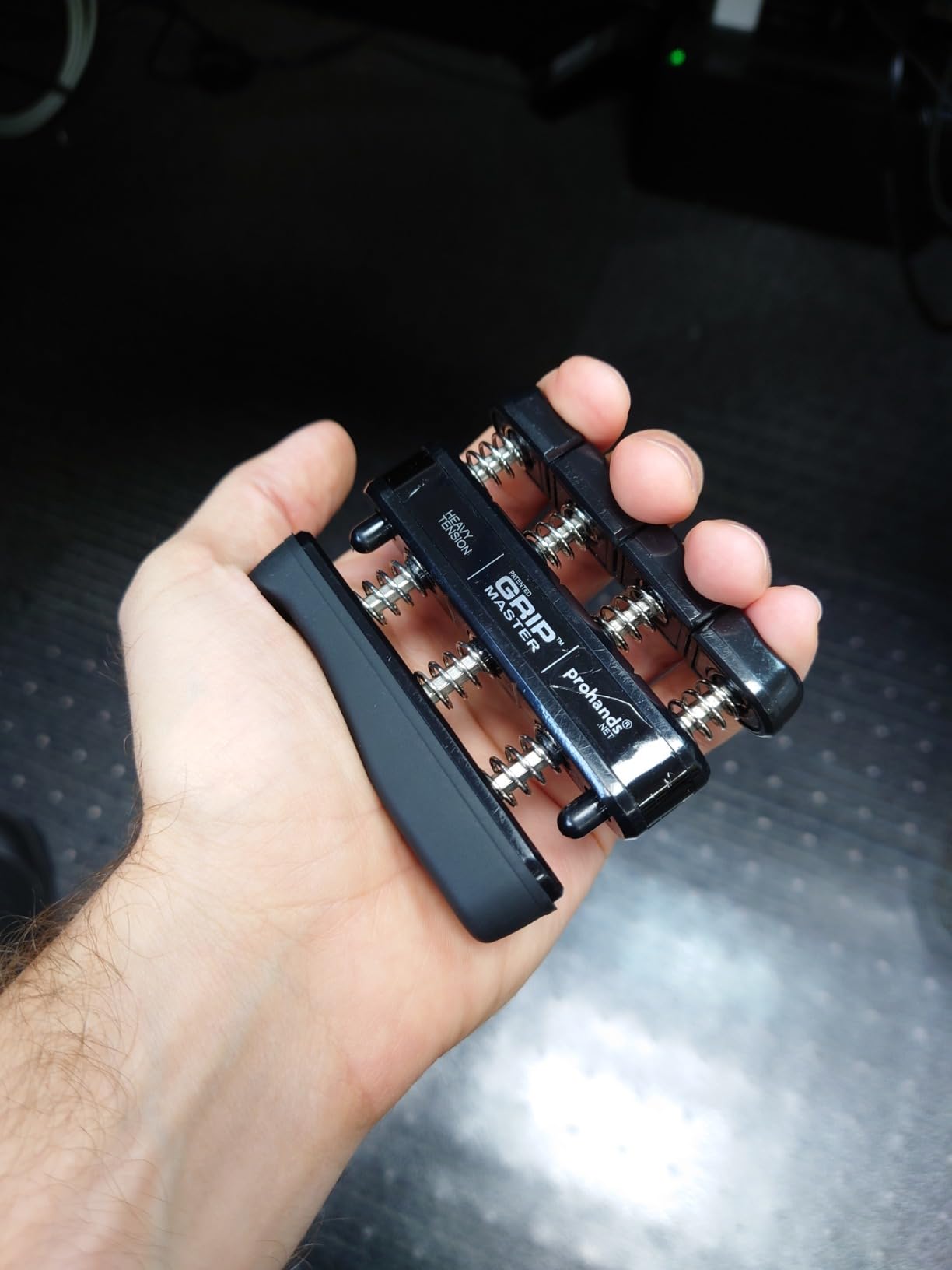 Prohands Gripmaster Hand Exerciser, Finger Exerciser (Hand Grip Strengthener), Spring-Loaded, Finger-Piston System, Isolate & Exercise Each Finger customer photo 1