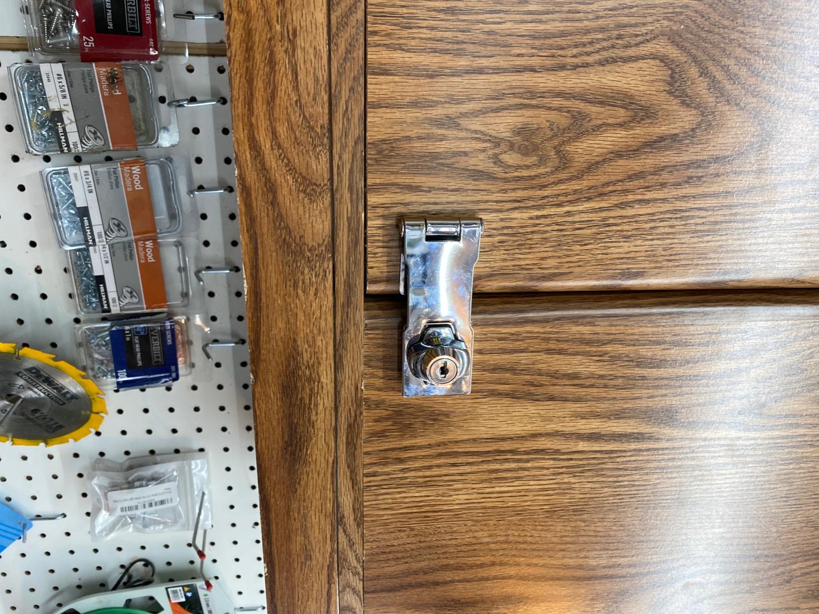 Prime-Line U 9951 Keyed Hasp Lock - Twist Knob Keyed Locking Hasp for Small Doors, Cabinets and More, 4