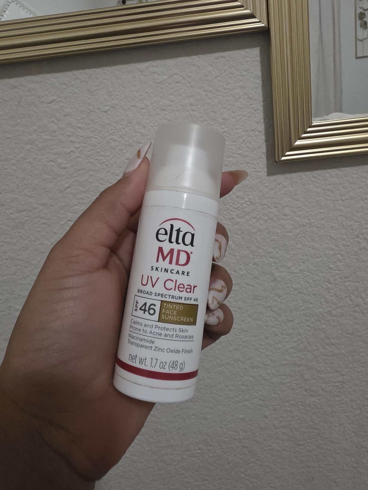 EltaMD UV Clear Face Sunscreen SPF 46 - Oil-Free Sunscreen with Zinc Oxide, Dermatologist Recommended customer photo 1
