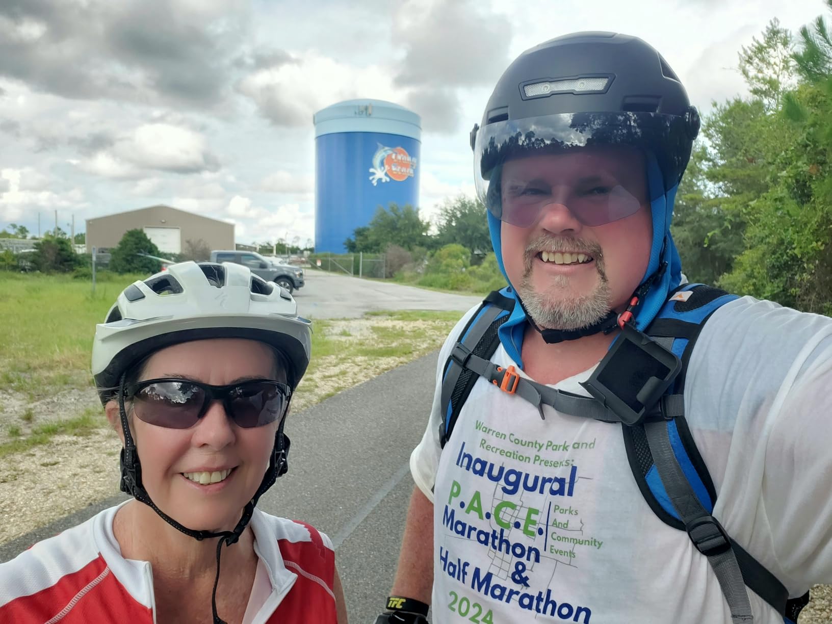 MISSION Cooling Hoodie Towel, Evaporative Cool Technology, Cools Instantly When Wet, UPF 50 Sun Protection, Contours Your Head to Stay in Place, Great for Sports, Fitness, Gym customer photo 1