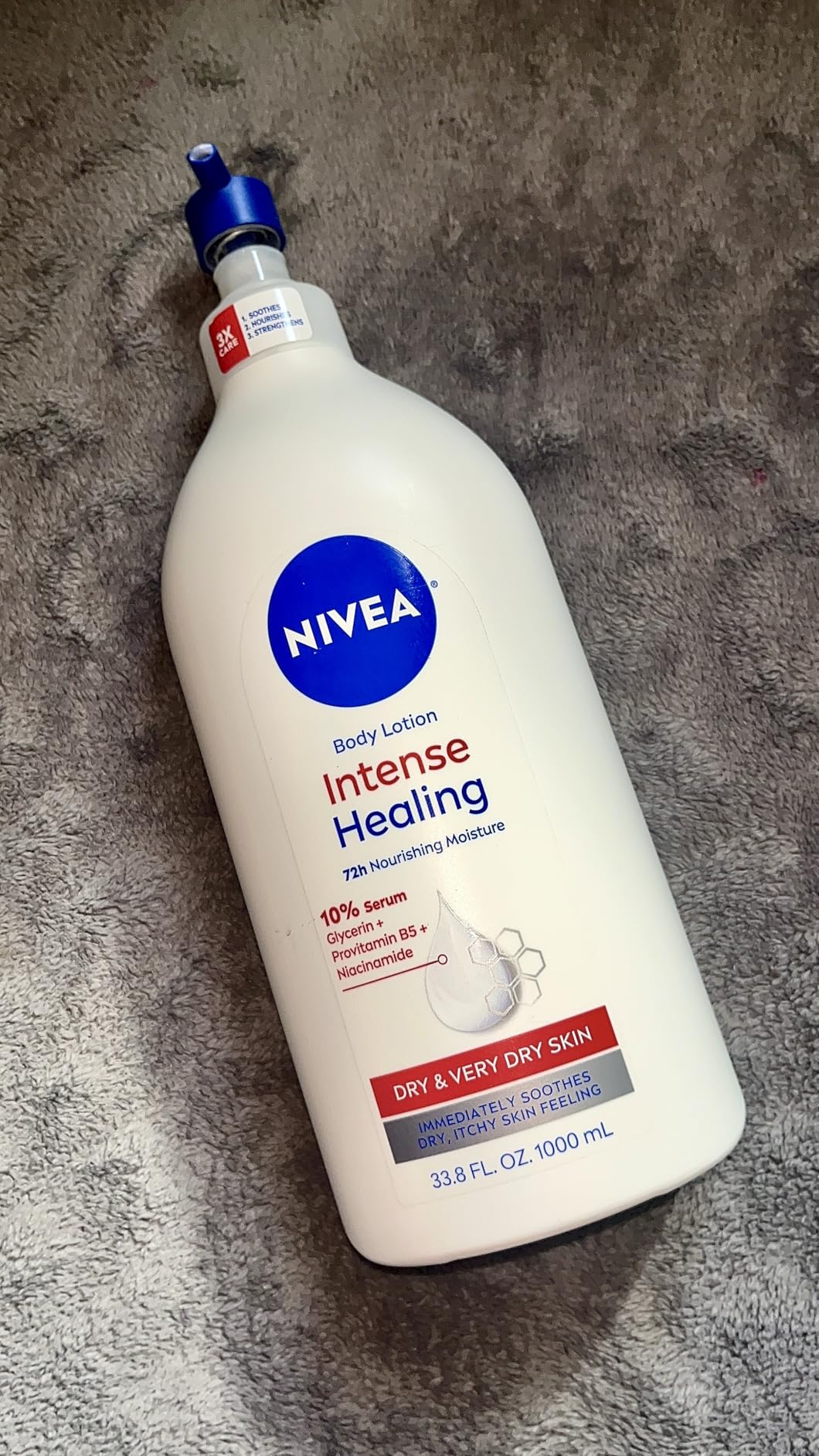 NIVEA Intense Healing Body Lotion for Very Dry, Itchy Skin with Glycerin, Provitamin B5 and Niacinamide, 72-Hour Body Moisturizer, 16.9 Fl Oz Pump Bottle customer photo 2