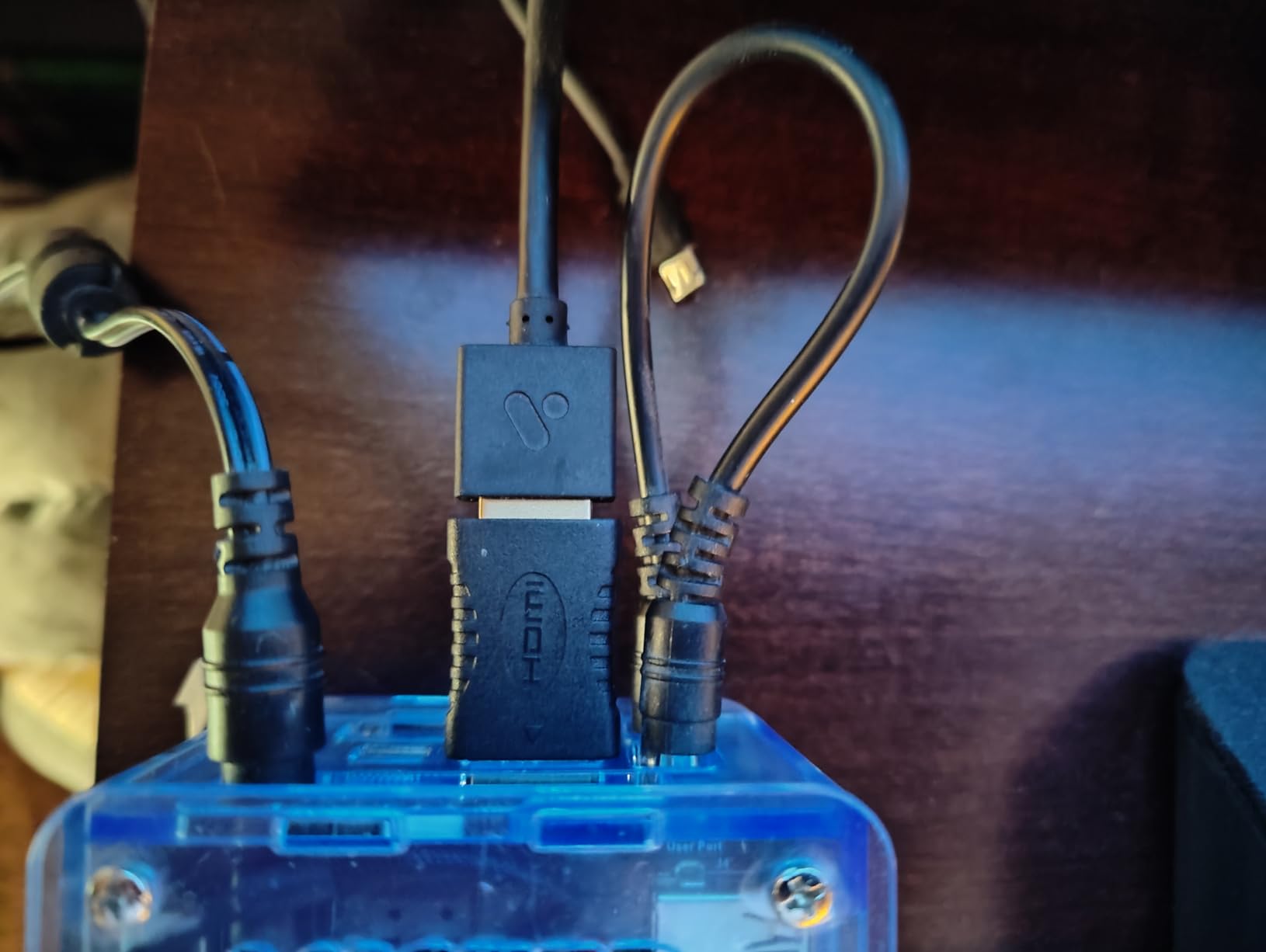 Lindy HDMI CEC Less Adapter, Female to Male (41232) customer photo 1