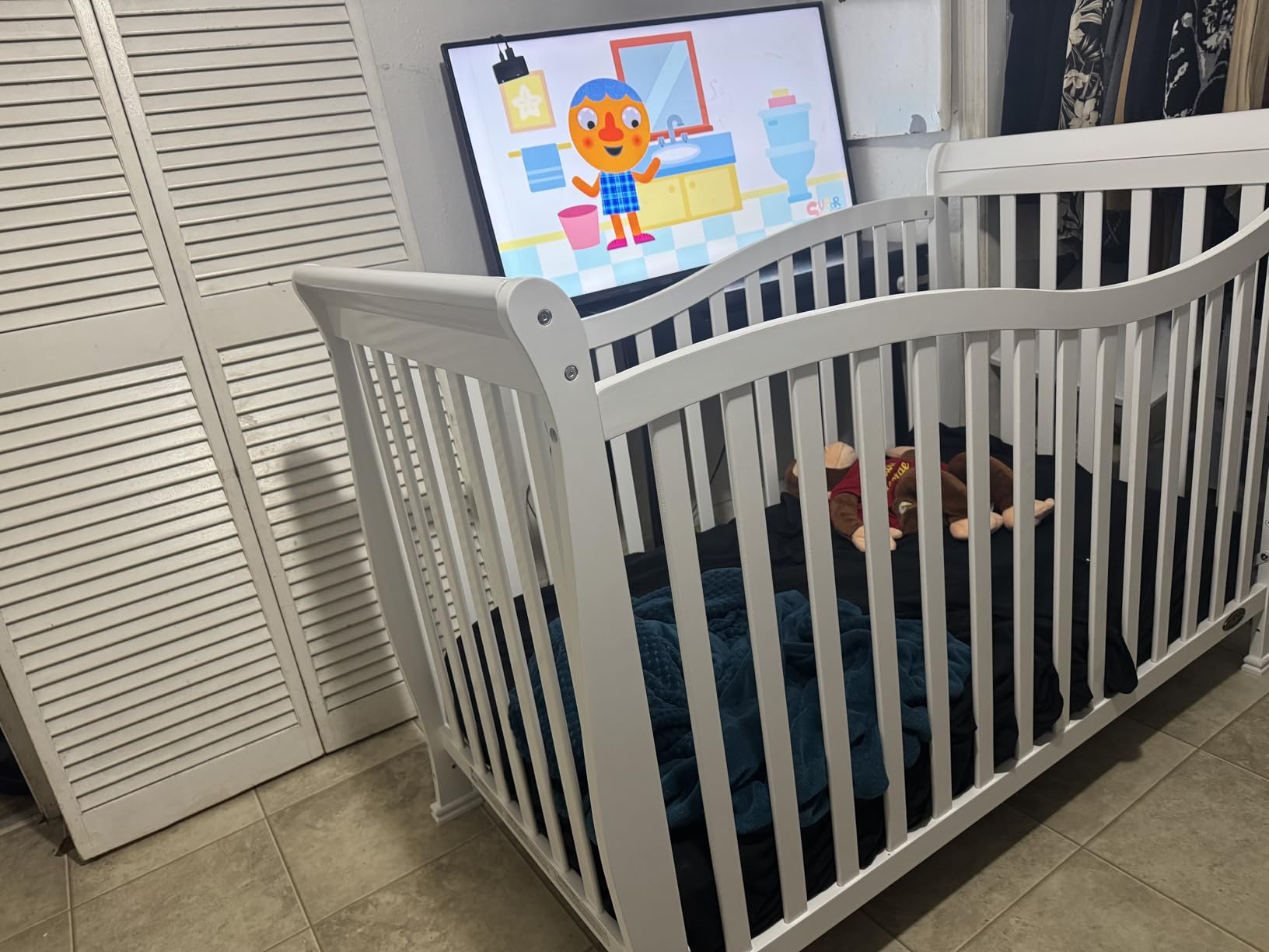 Dream On Me Violet 7-in-1 Convertible Full-Size Baby Crib with Toddler, Day & Full Bed Conversion in White, GreenGuard Gold & BSA, 3 Mattress Heights, Sustainable Pinewood customer photo 1