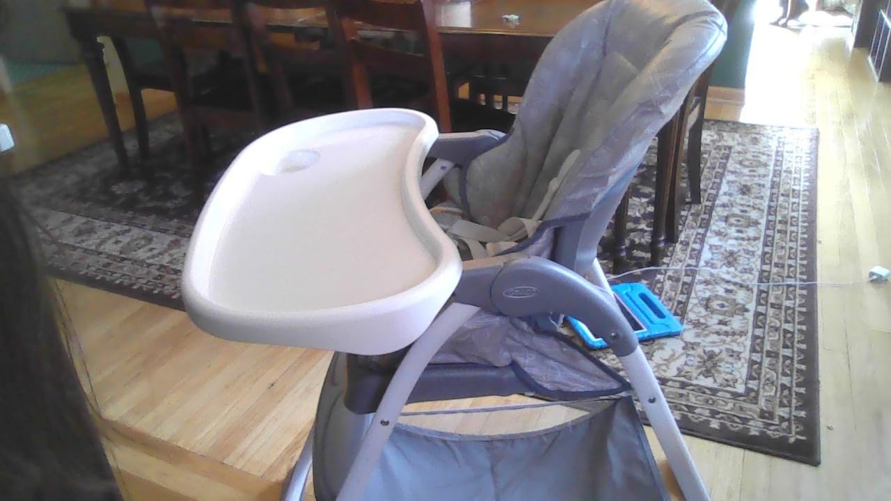 Graco Slim Snacker High Chair customer photo 1