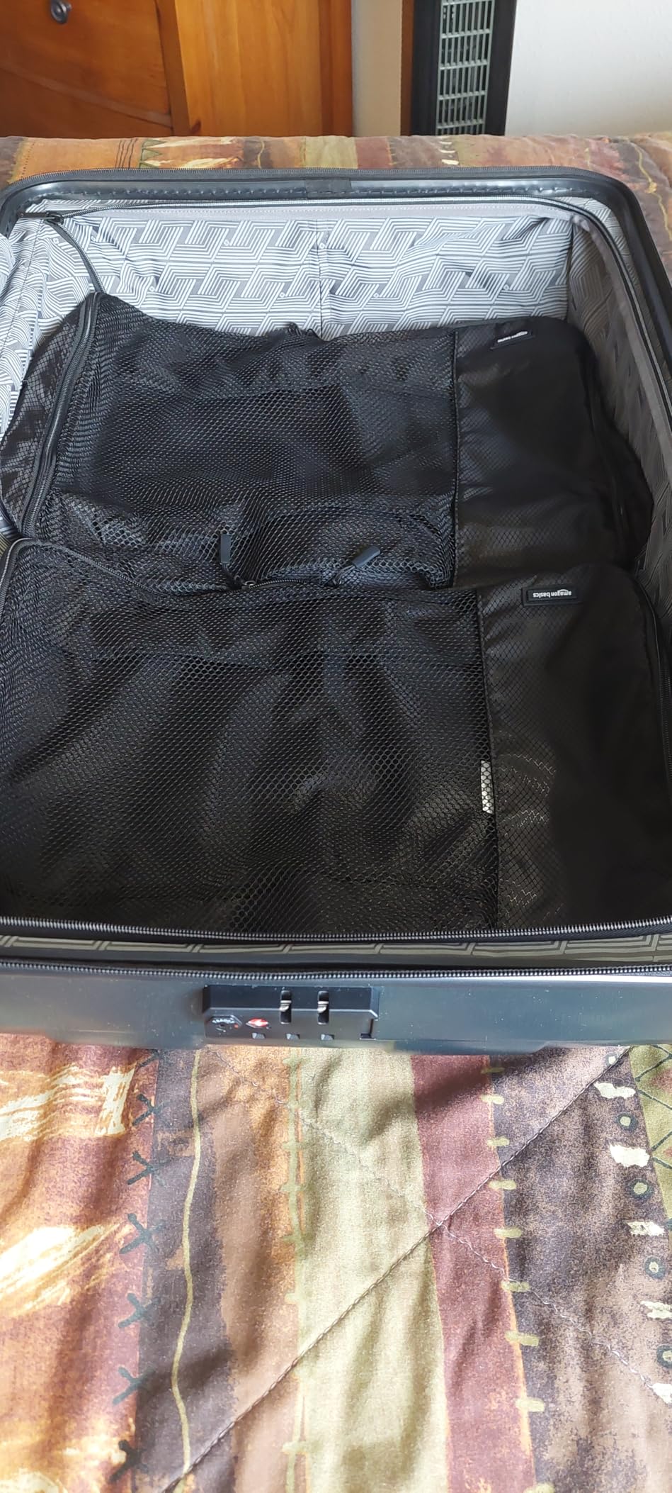 4-Piece Slim Packing Cubes, Travel Accessories Set, Luggage Organizer, Suitcase Organizer with Double Zipper, Mesh Top, Space-Saving, Gray (Previously Amazon Basics) customer photo 2