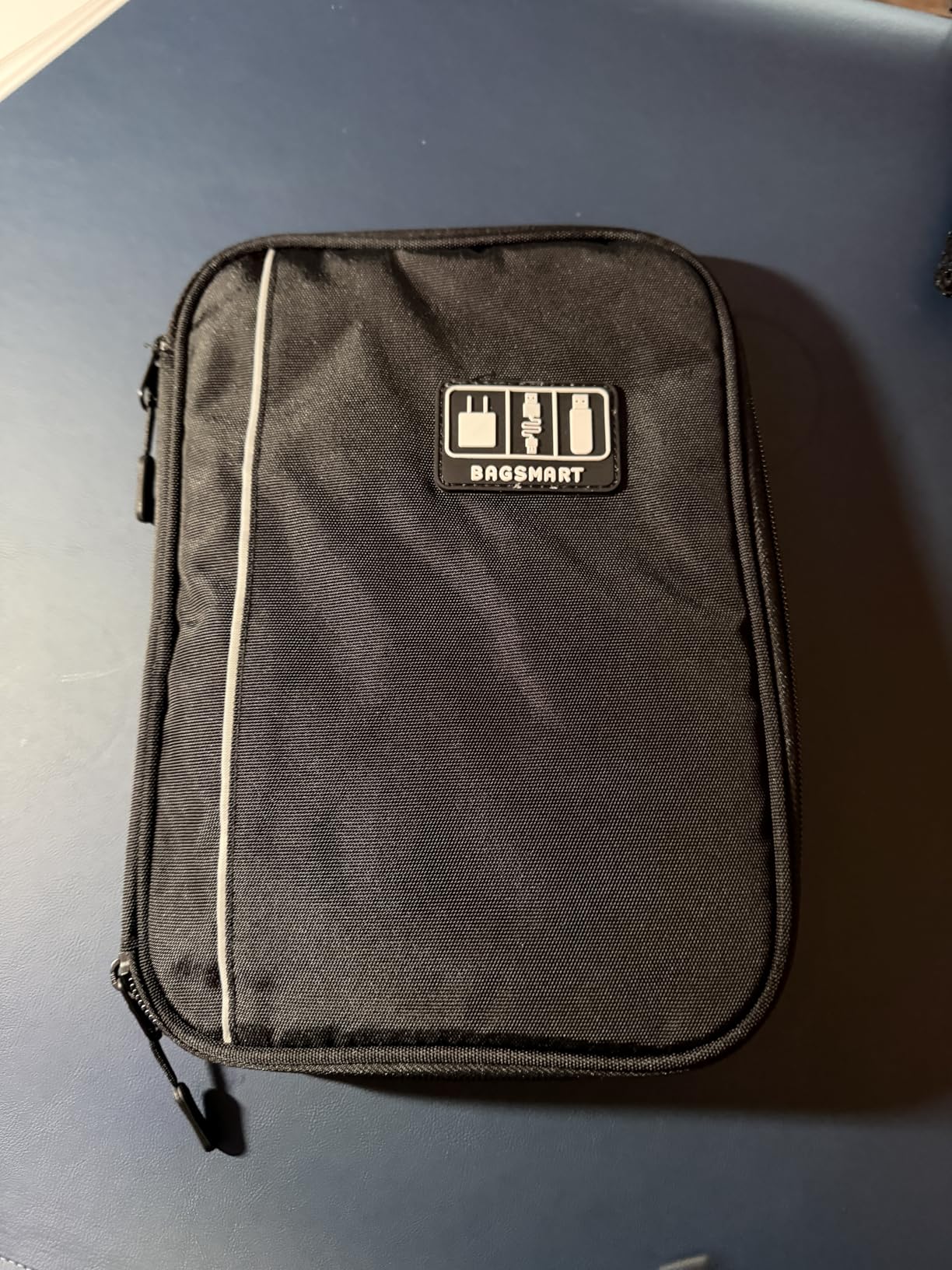 BAGSMART Large Electronics Travel Organizer Case, Tech Accessories Cord Storage Bag for Phone, Power Bank, SD Card, Cables, Black customer photo 2