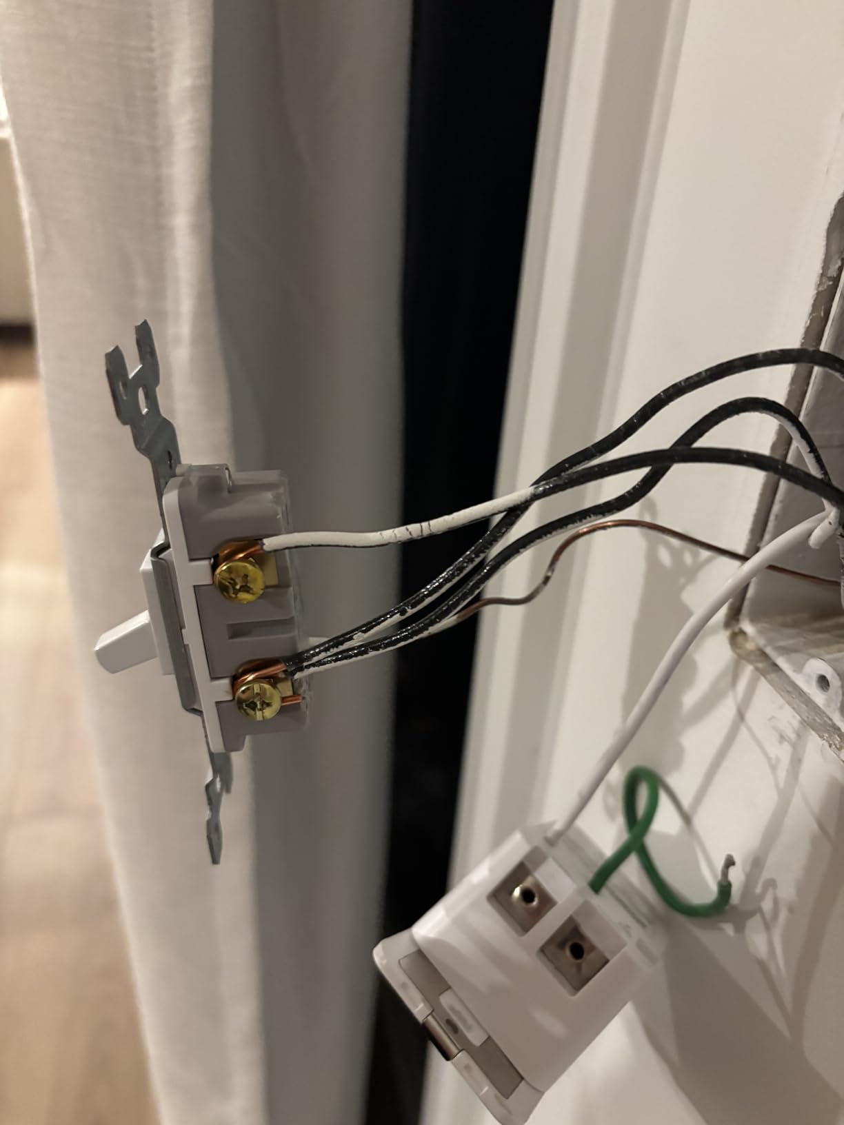 Kasa Smart 3 Way Switch HS210 KIT, Needs Neutral Wire, 2.4GHz Wi-Fi Light Switch works with Alexa and Google Home, UL Certified, No Hub Required, White,2 Count (Pack of 1) customer photo 1