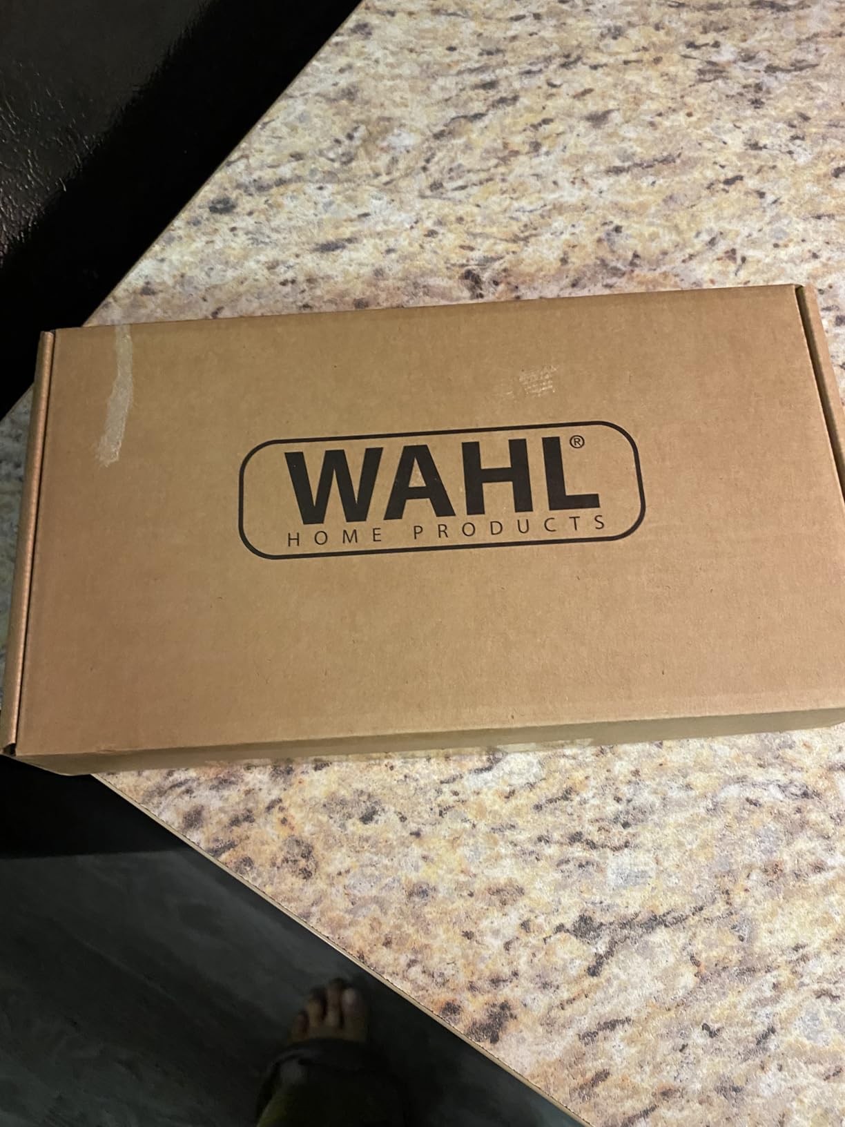 Wahl Groomsman Rechargeable Beard Trimmer kit for Mustaches, Nose Hair, and Light Detailing and Grooming with Bonus Wet/Dry Battery Nose Trimmer - Model 5622v customer photo 2