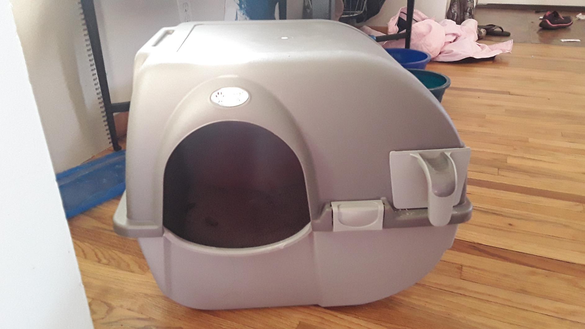 Omega Paw NRA15 Self Cleaning Litter Box Regular Size, Grey customer photo 2