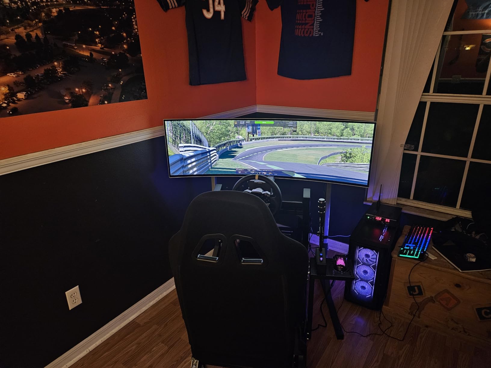 MOZA R5 All-in-One PC Gaming Racing Simulator: 5.5Nm Direct Drive Wheel Base, 11-inch Racing Wheel, Anti-Slip Pedals and a Desk Clamp, Cloud-based App Control customer photo 2