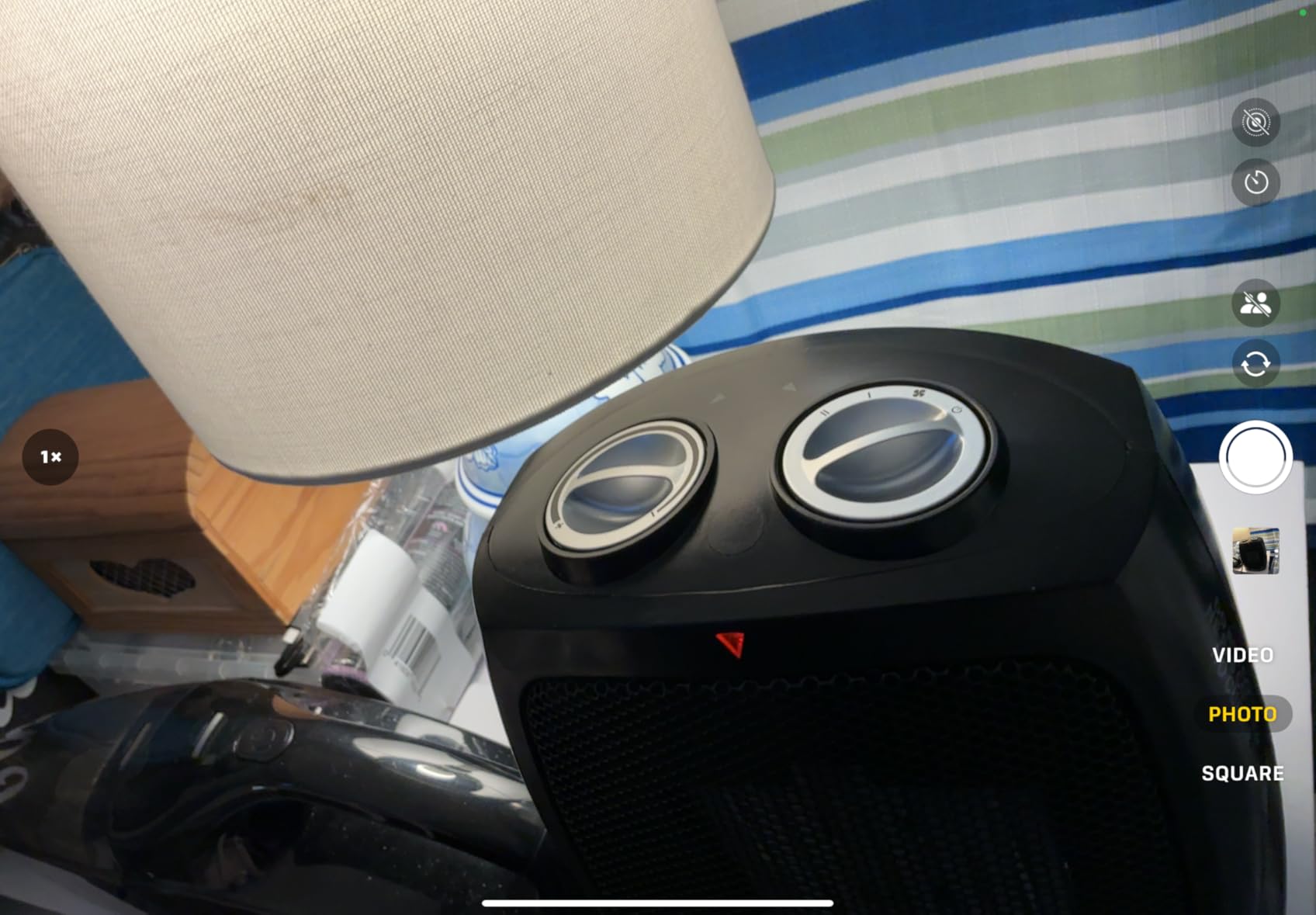 BLACK+DECKER Personal Ceramic Heater, Space Heater for Office Desk, Home Office & Personal Use Desk, 2 Heat & Fan Only Settings, Adjustable Thermostat, BHDC201, Black customer photo 1