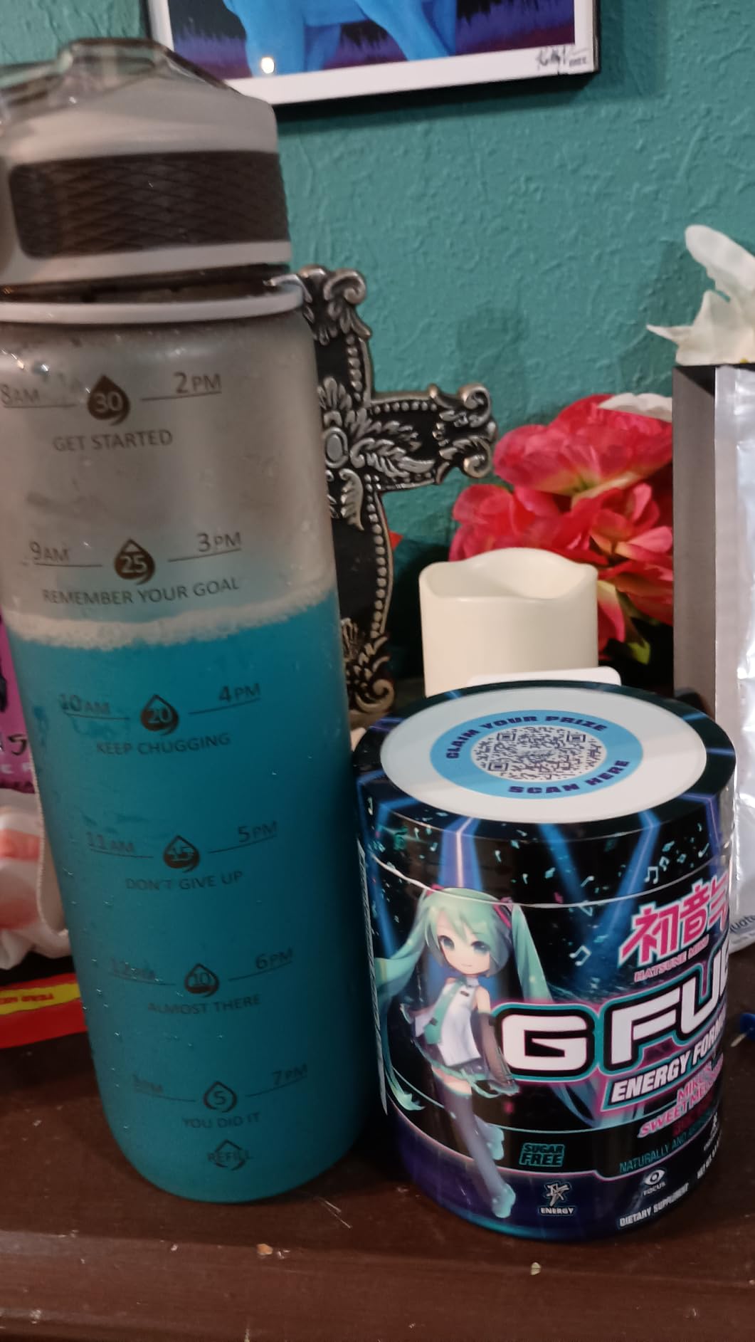 G Fuel Chug Rug Energy Drink Powder, Pre Workout Caffeine Mix for Gaming, Sugar Free Focus Amino, Vitamin + Antioxidants, 10.44oz (Sour Blue Raspberry, 40 Servings) customer photo 2