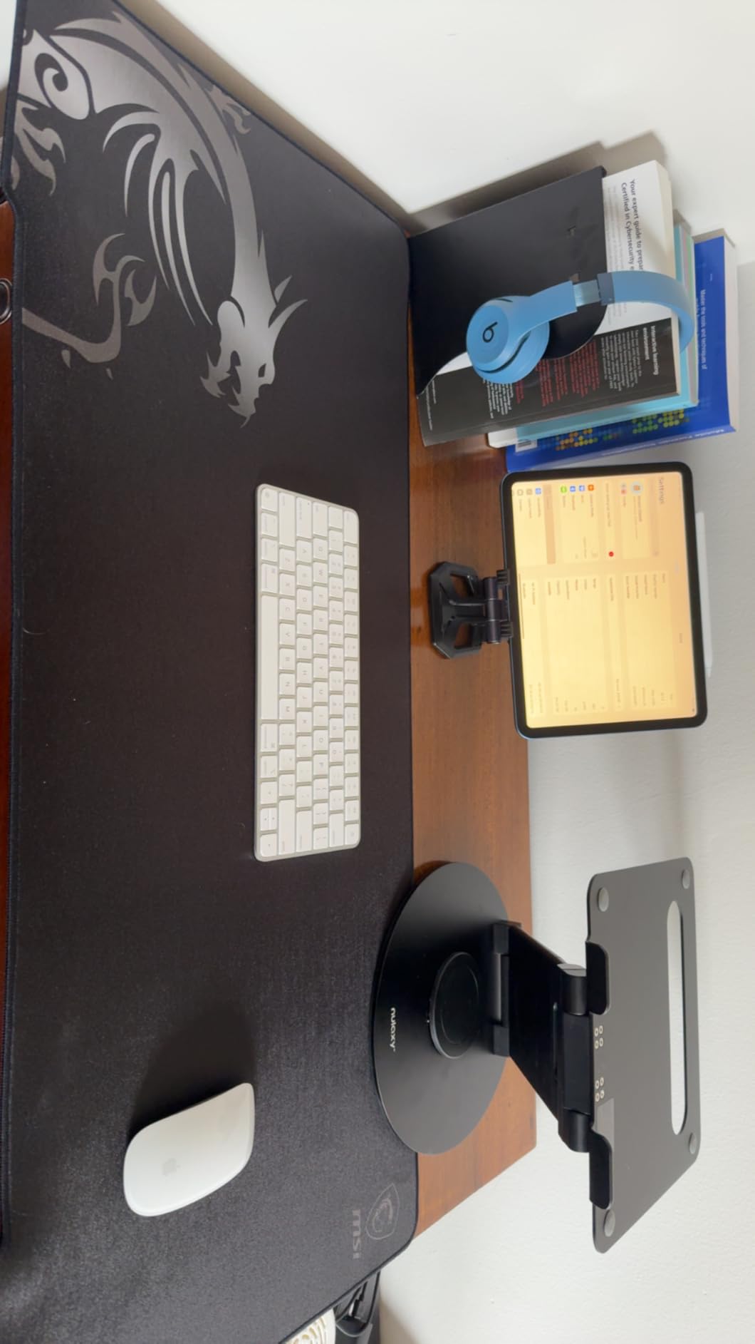 MSI Agility GD70 Premium Gaming Mouse Pad, XXL Wide Extended Size, Smooth Silk Fabric, Anti-Slip Natural Rubber Base, 36