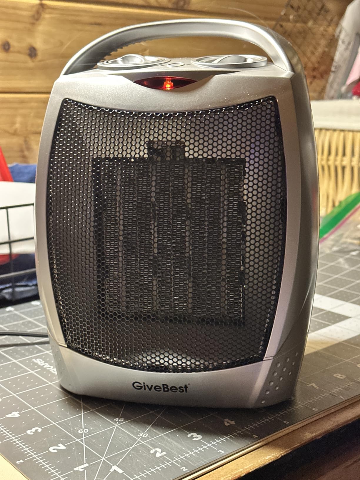 GiveBest Portable Electric Space Heater with Thermostat, 1500W/750W Safe and Quiet Ceramic Heater Fan, Heat Up 200 Square Feet for Office Room Desk Indoor Use, Silver customer photo 1